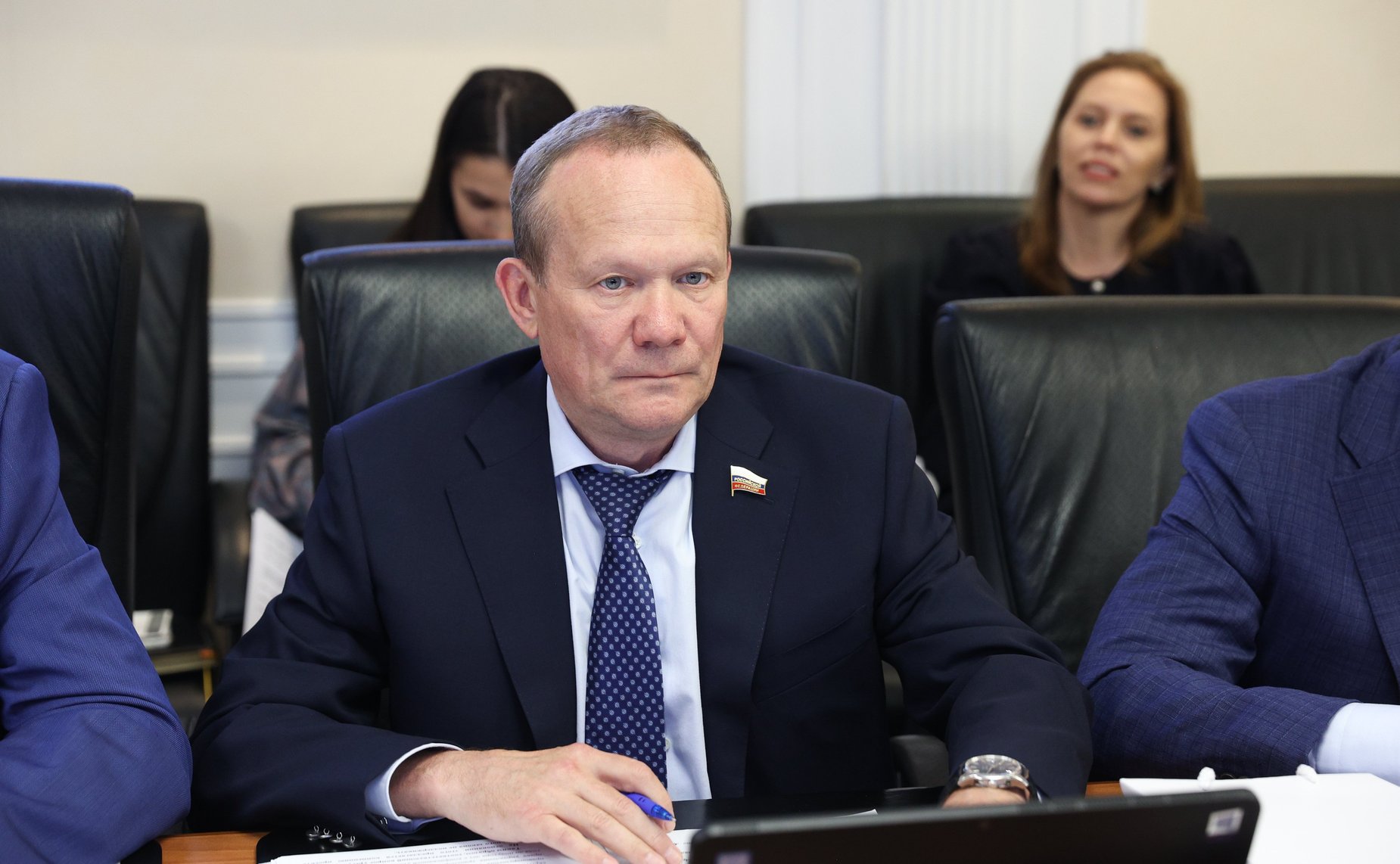 Виктор Зобнев