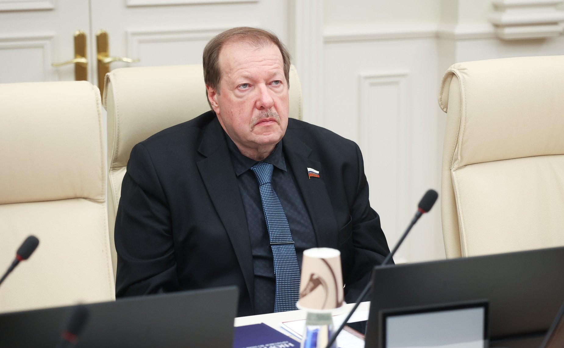 Александр Русаков