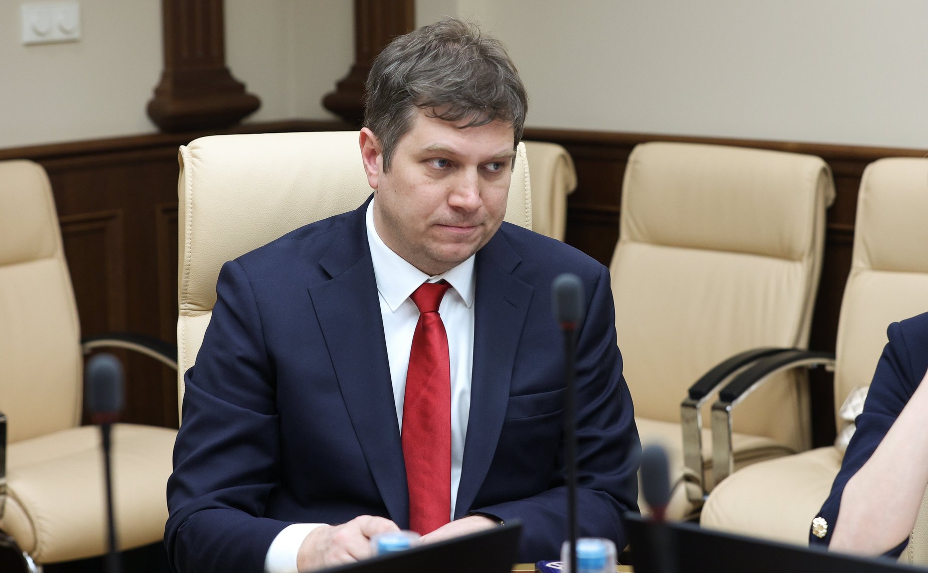 Круглый стол Комитета Совета Федерации по экономической политике на тему «Актуальные вопросы реализации национального проекта «Новые материалы и химия» в части малотоннажной химии. Подготовка кадров»