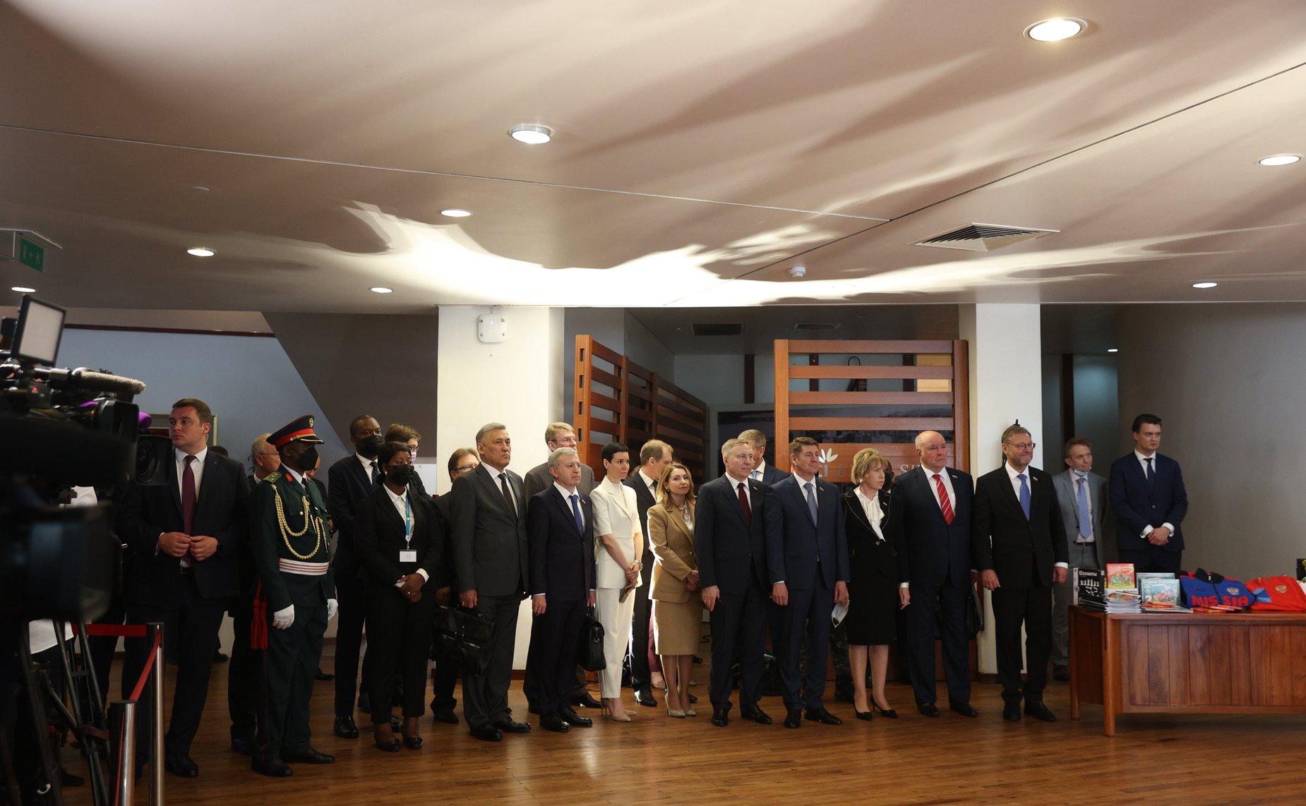 Церемония передачи благотворительной помощи