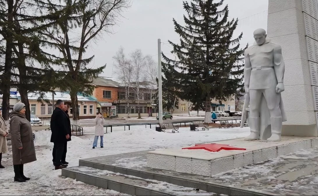 Александр Ролик в рамках региональной недели посетил Анучинский муниципальный округ