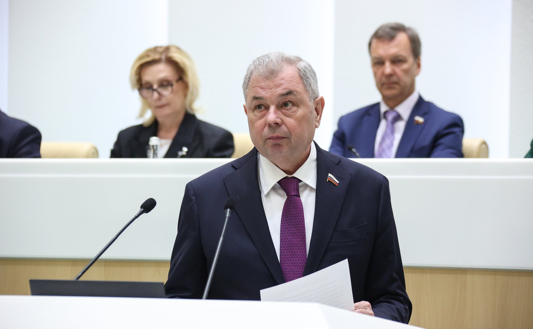 Анатолий Артамонов