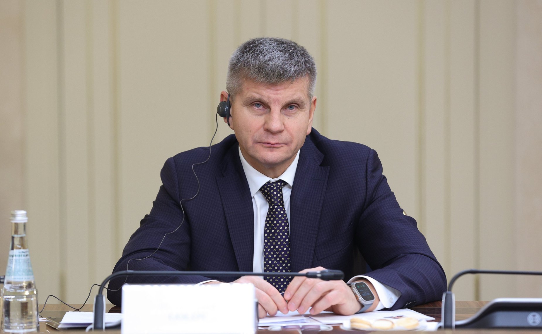 Геннадий Голов