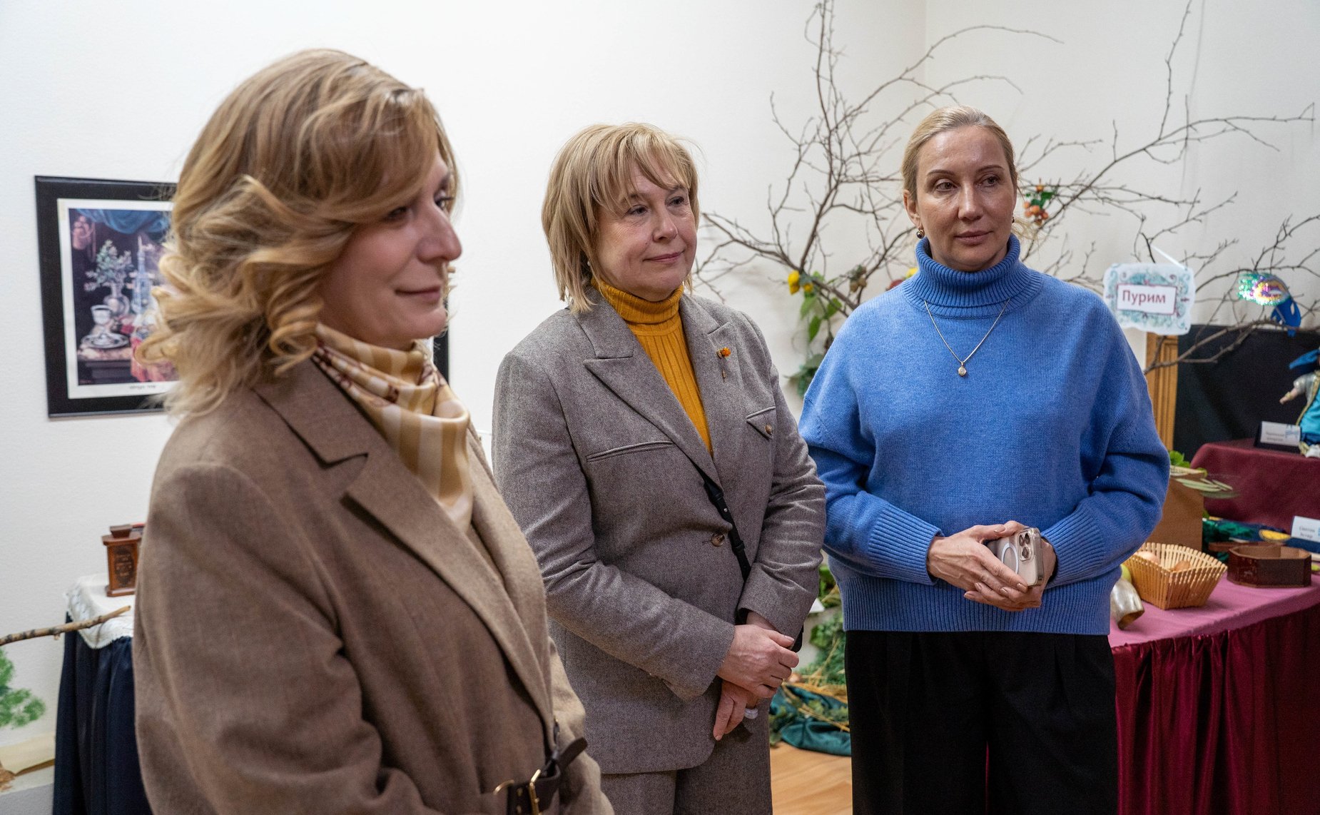 Сенаторы ознакомились с реализацией проекта доступной среды и посетили социальные и религиозные объекты города