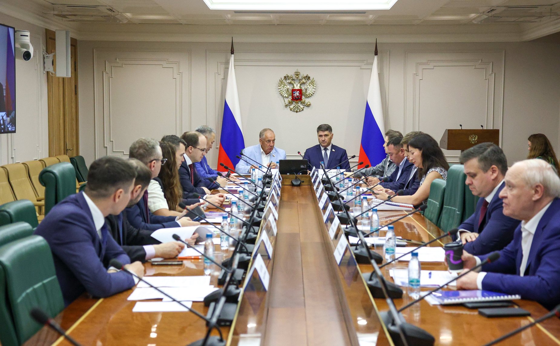 Круглый стол на тему «Обеспечение устойчивого развития арктических поселков и сел»