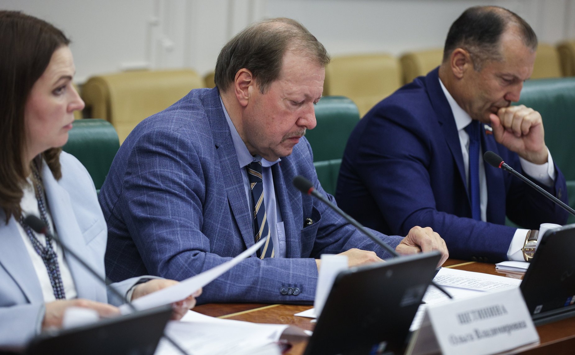 Александр Русаков