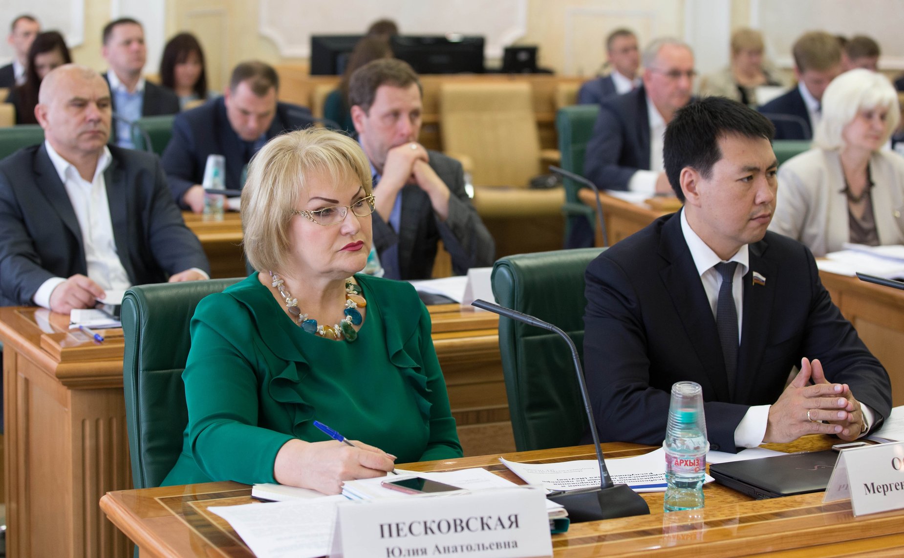 Участники парламентских слушаний