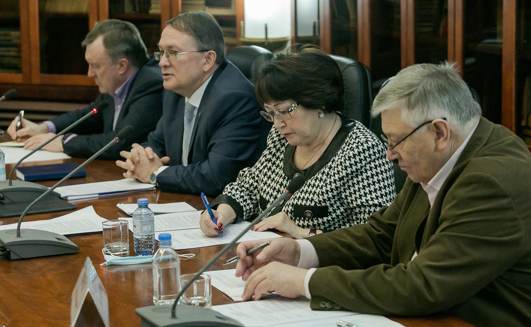 «Круглый стол» на тему «Развитие деревянного домостроения в сельской местности: проблемы и перспективы»