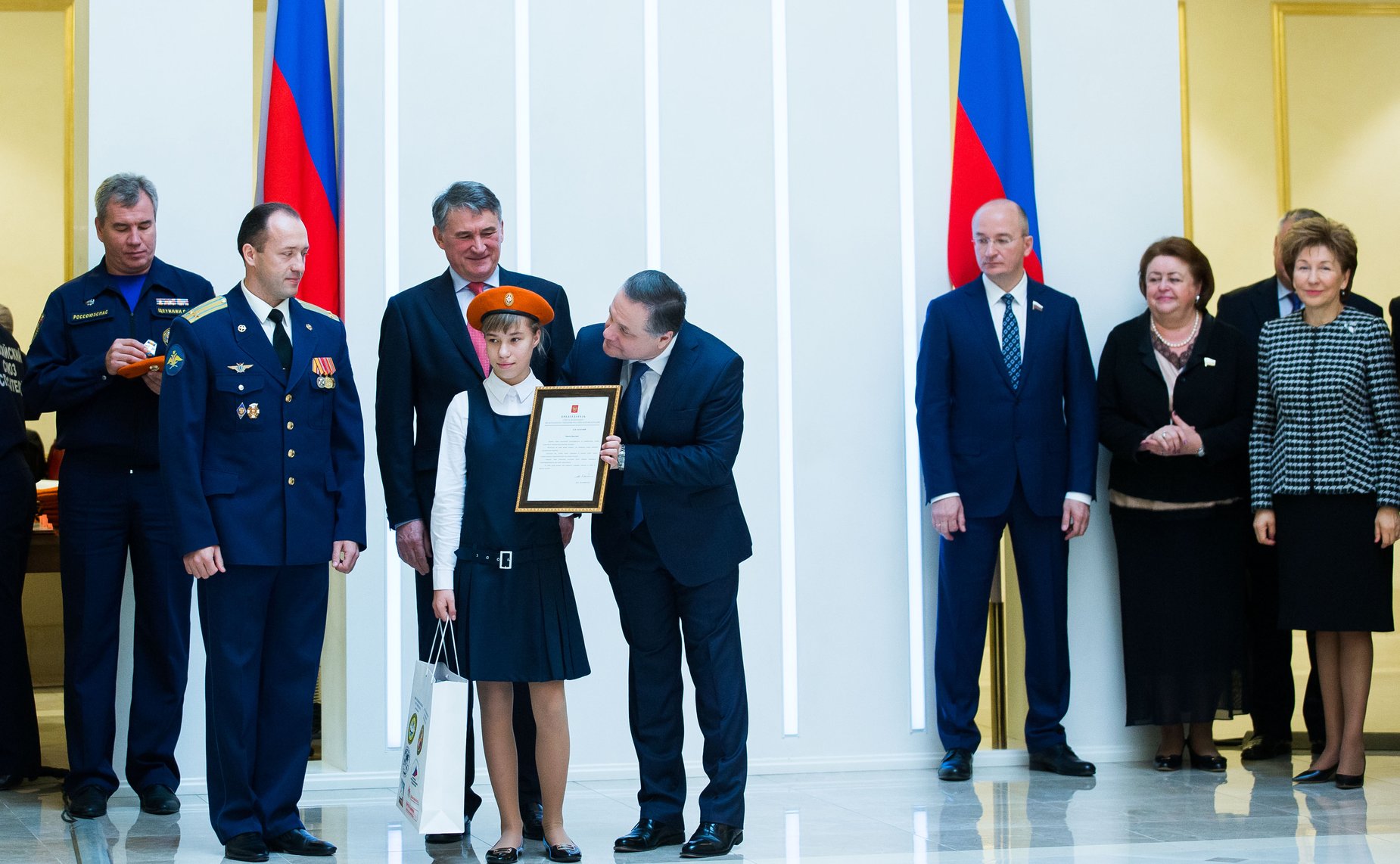 Награждение детей и подростков, проявивших мужество в экстремальных ситуациях и спасших человеческие жизни