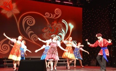 Екатерина Алтабаева вместе с представителями исполнительной и законодательной власти города поздравила педагогов и студентов