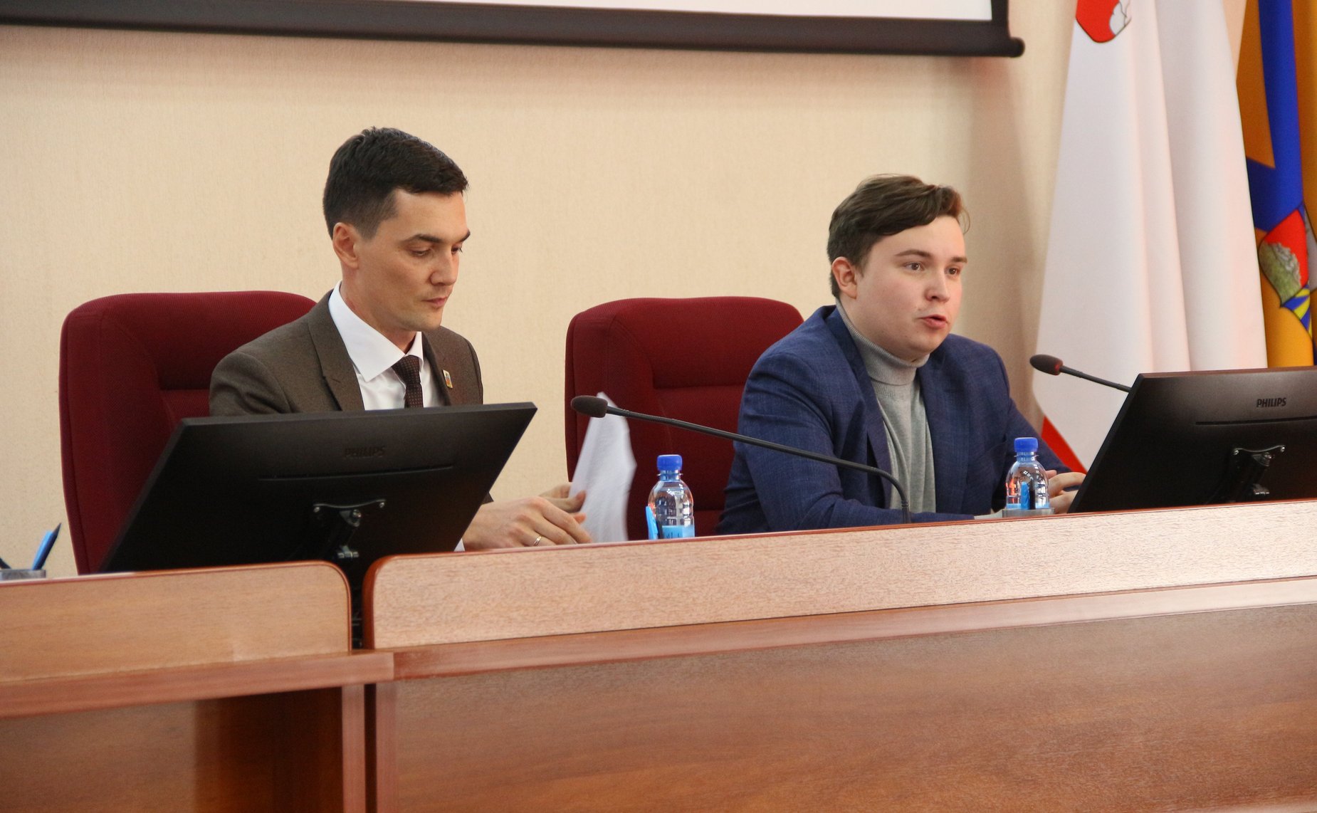 Роман Маслов вместе с Молодежным парламентом города Череповца и АНО «Наука любви к Отечеству» дал старт новому образовательному проекту «История без вымысла», направленному на сохранение истории нашей страны