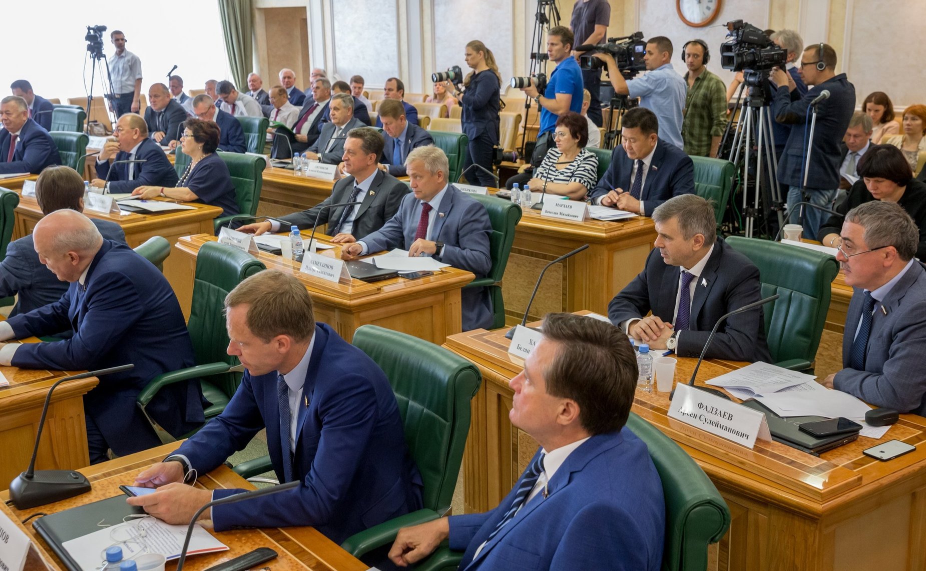 Встреча первого заместителя Председателя СФ Н. Федорова с заместителем Председателя Правительства РФ А. Гордеевым и Министром сельского хозяйства РФ Д. Патрушевым