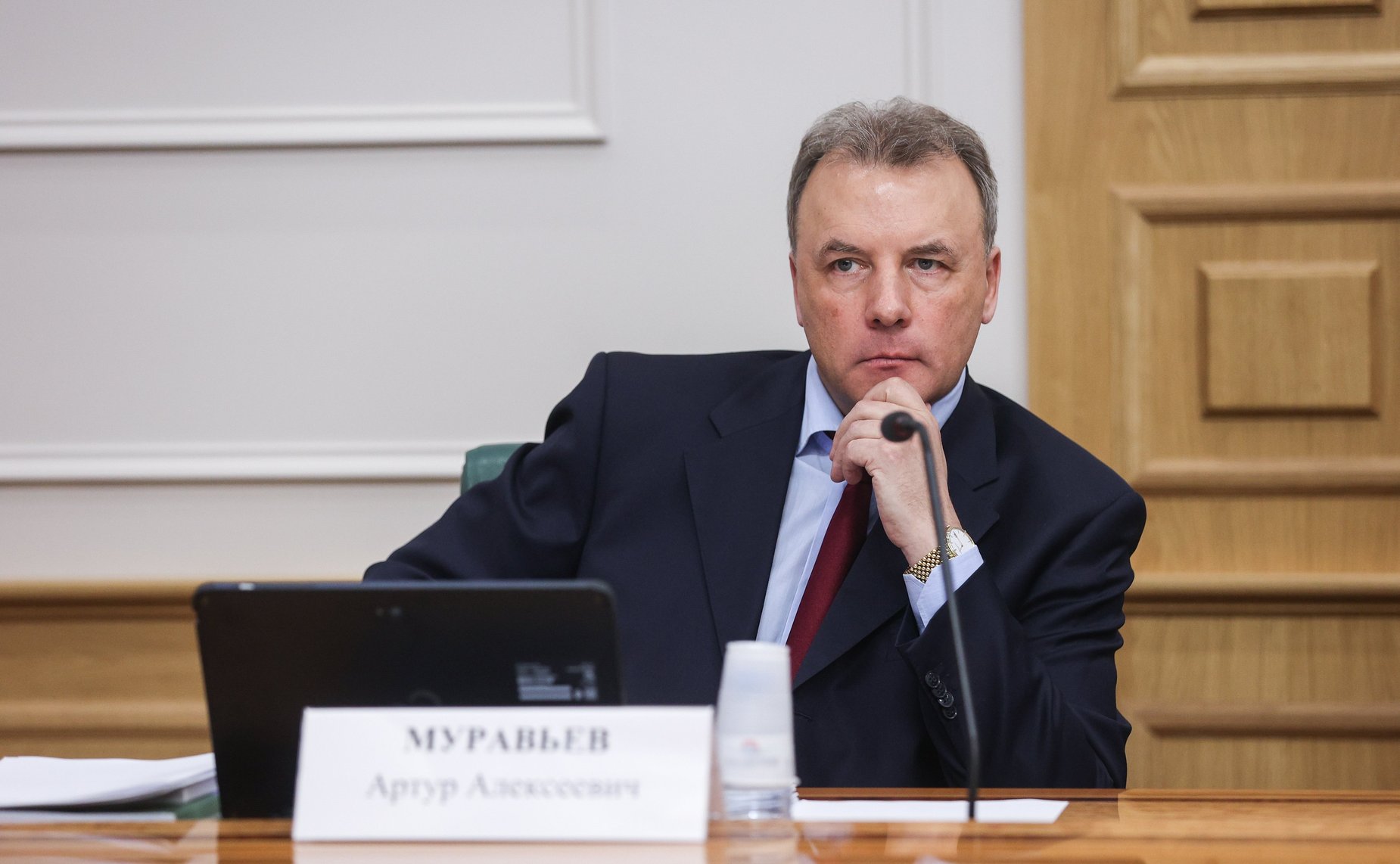 Артур Муравьев