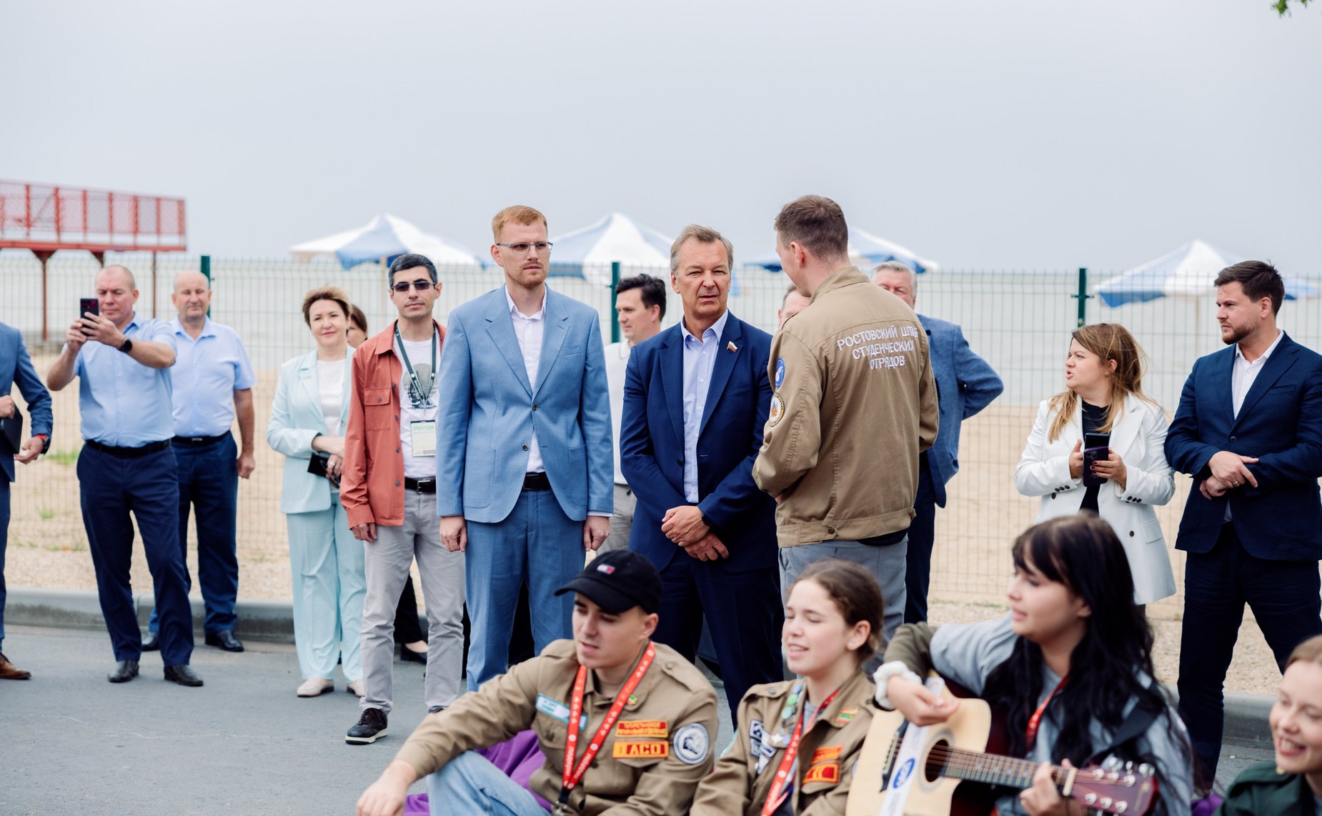 В ходе региональной поездки первый заместитель Председателя СФ Андрей Яцкин посетил ряд объектов и выступил на пленарной дискуссии Всероссийского молодежного образовательного форума «Ростов»
