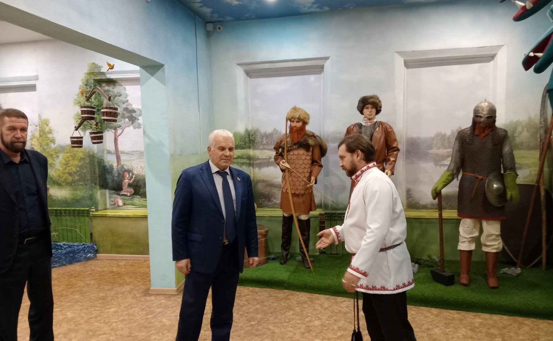 Сергей Мартынов побывал в Музее марийской сказки