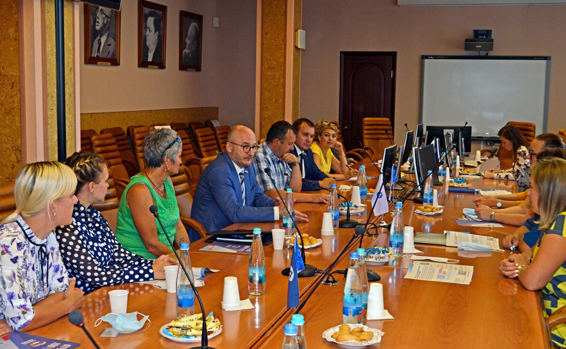 Олег Цепкин принял участие в совещании с главой города Трехгорного и председателем городского Собрания депутатов