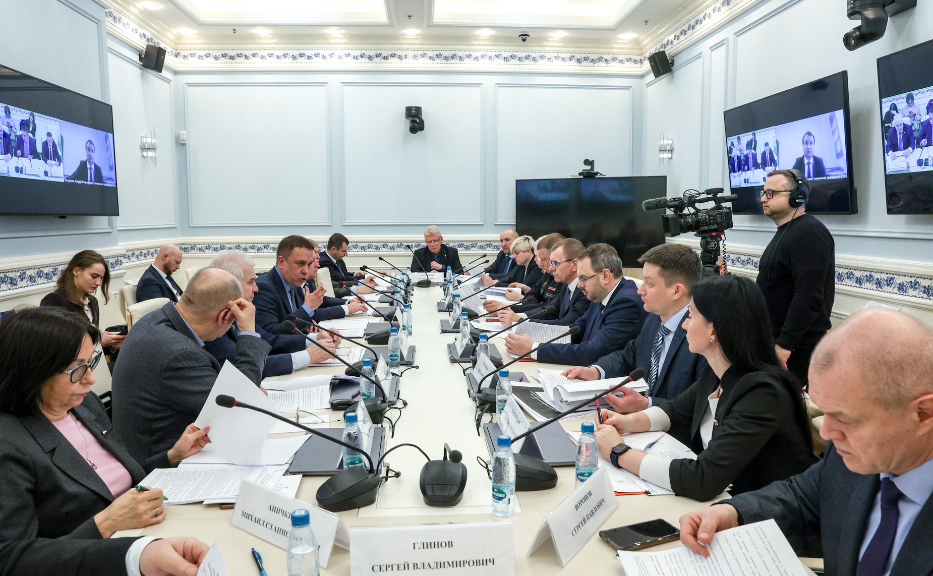 Круглый стол на тему «Вопросы обеспечения безопасности образовательных организаций»