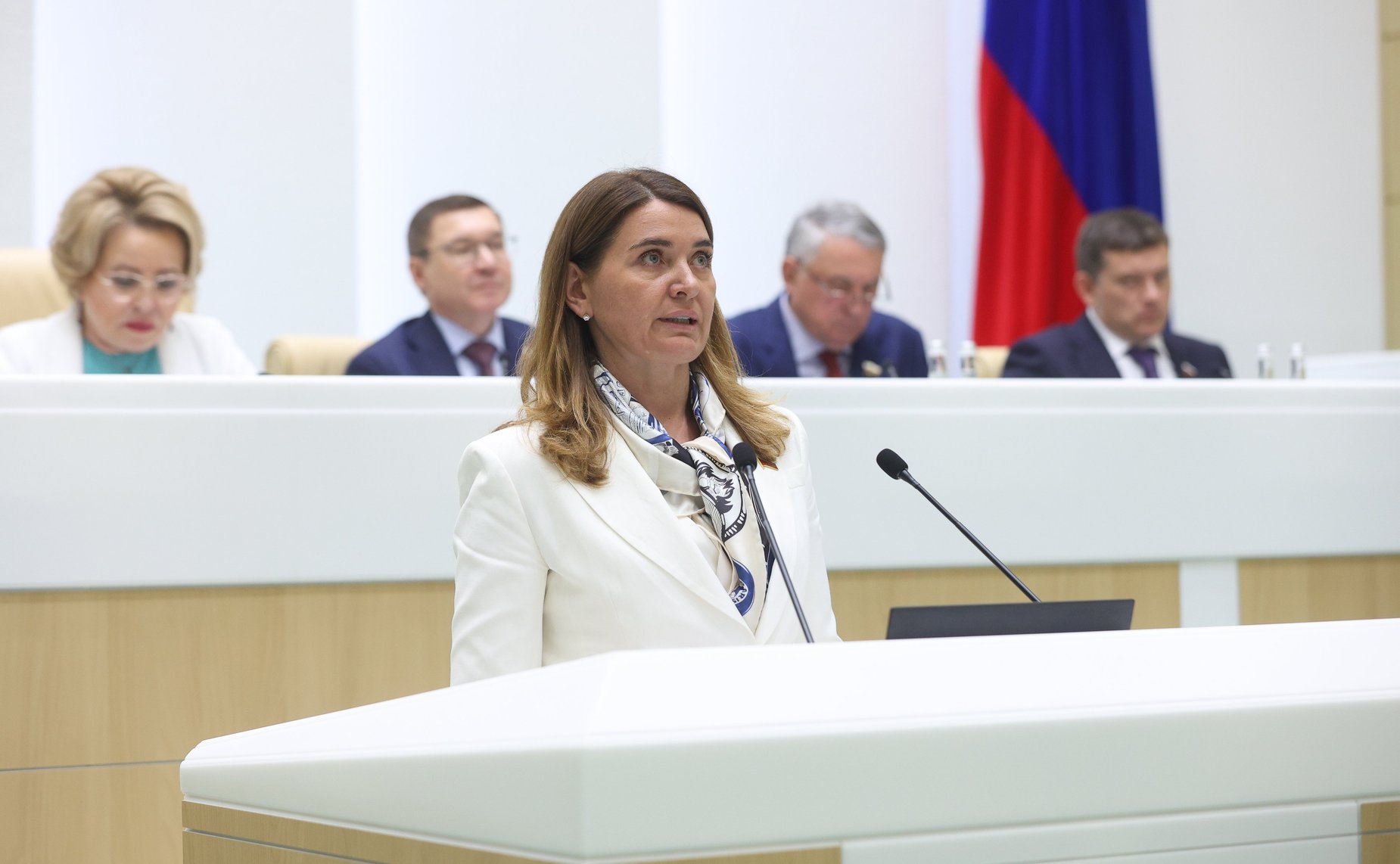 Юлия Лазуткина