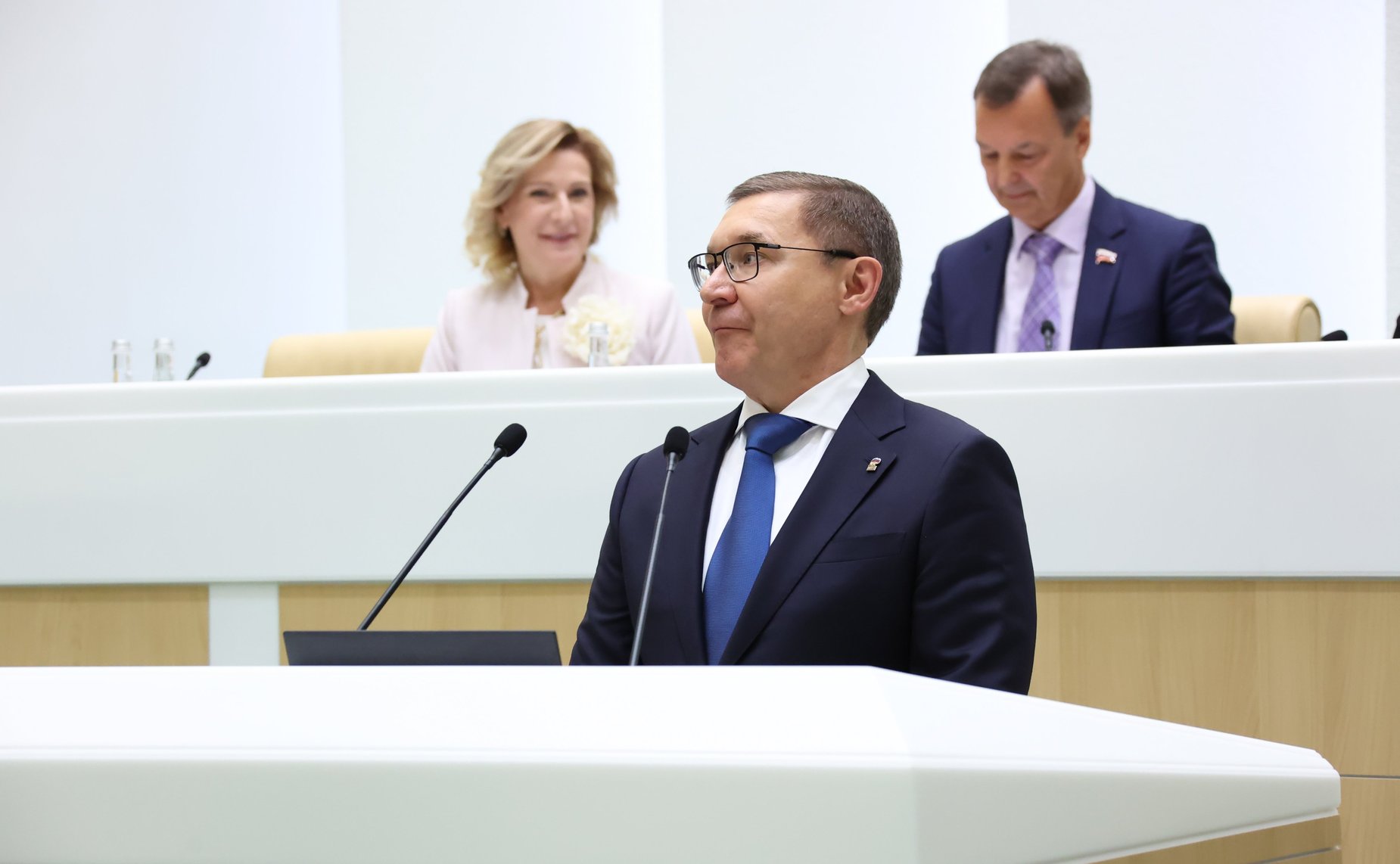 Владимир Якушев