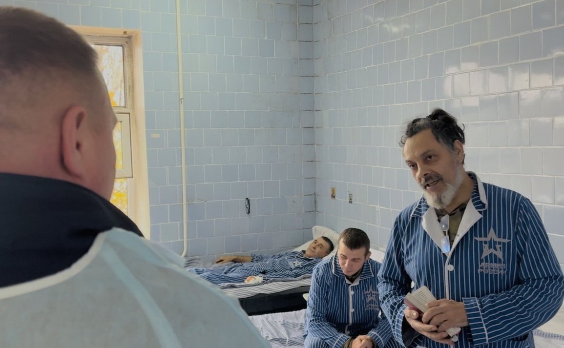 Игорь Кастюкевич посетил военный госпиталь, расположенный в одном из населенных пунктов региона