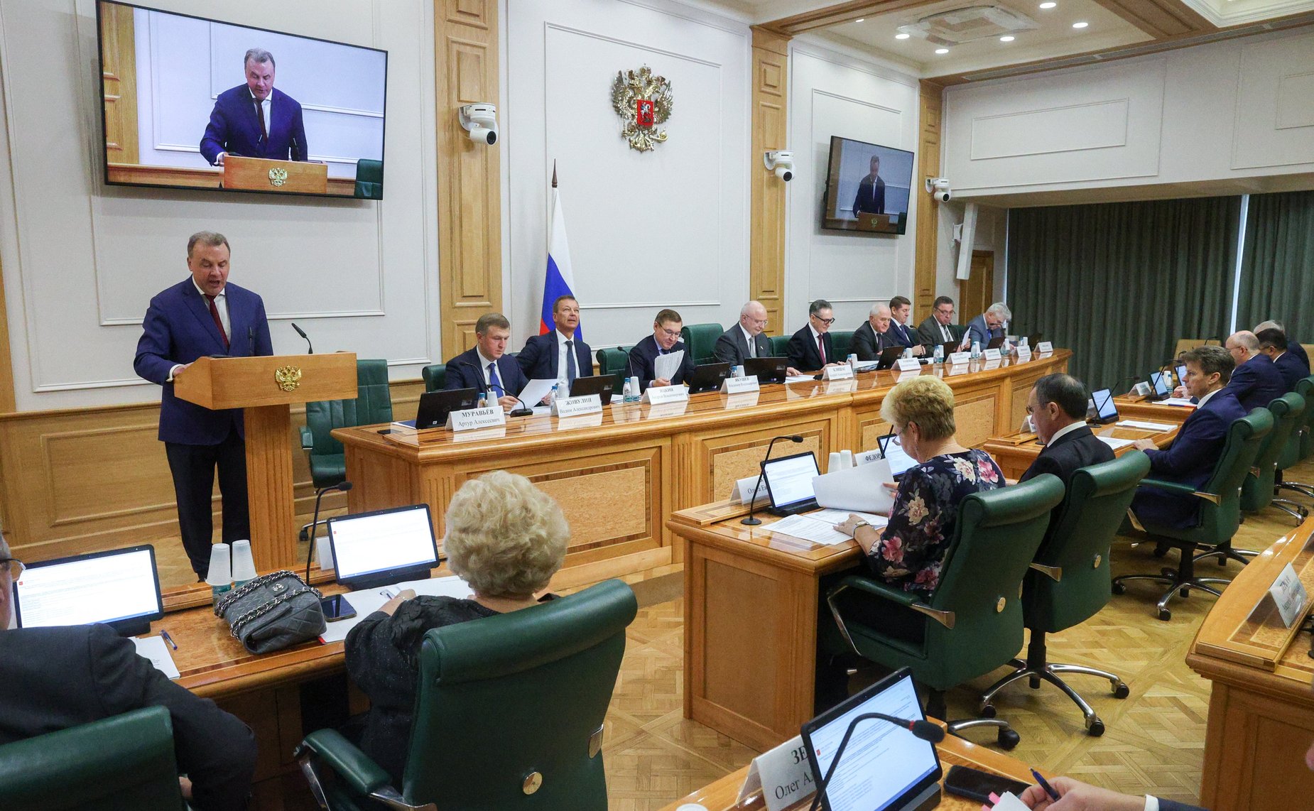 Совместное заседание комитетов СФ на тему «Обсуждение представленных Президентом Российской Федерации кандидатур для проведения консультаций на должности прокуроров субъектов РФ и Уральского транспортного прокурора»