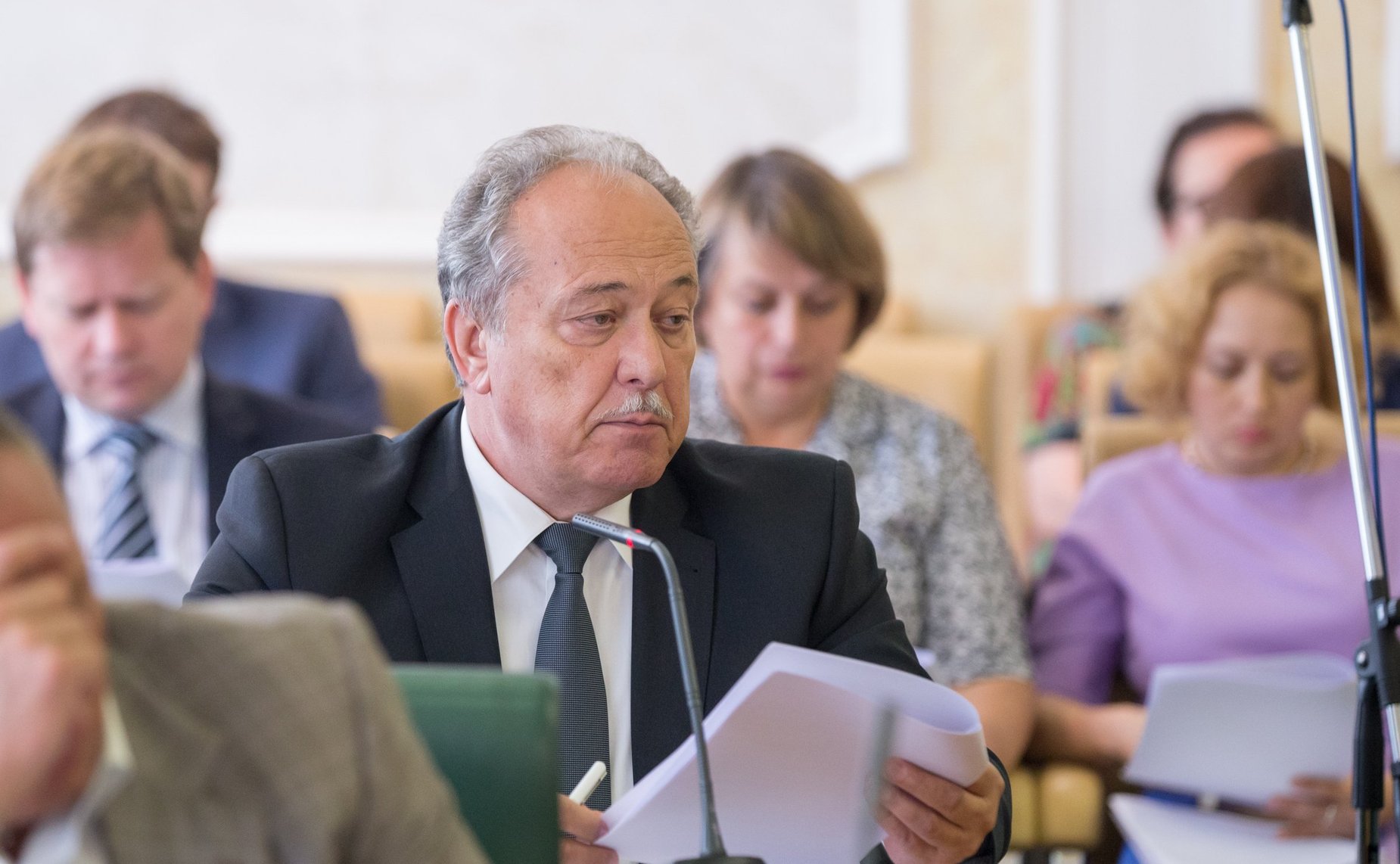 Юрий Росляк