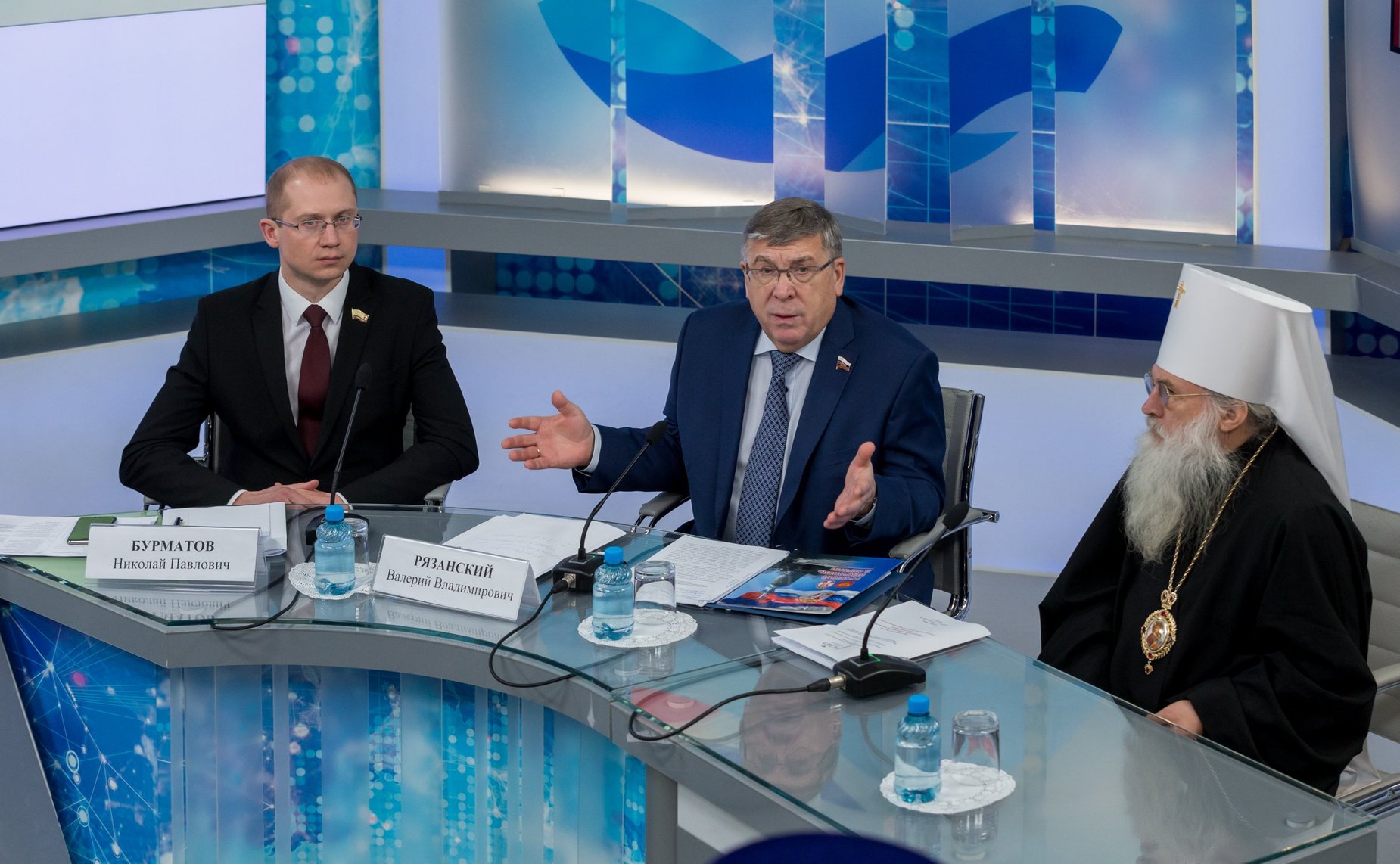 «Круглый стол» в СФ на тему: «Формирование нравственных ценностей в молодежной среде»