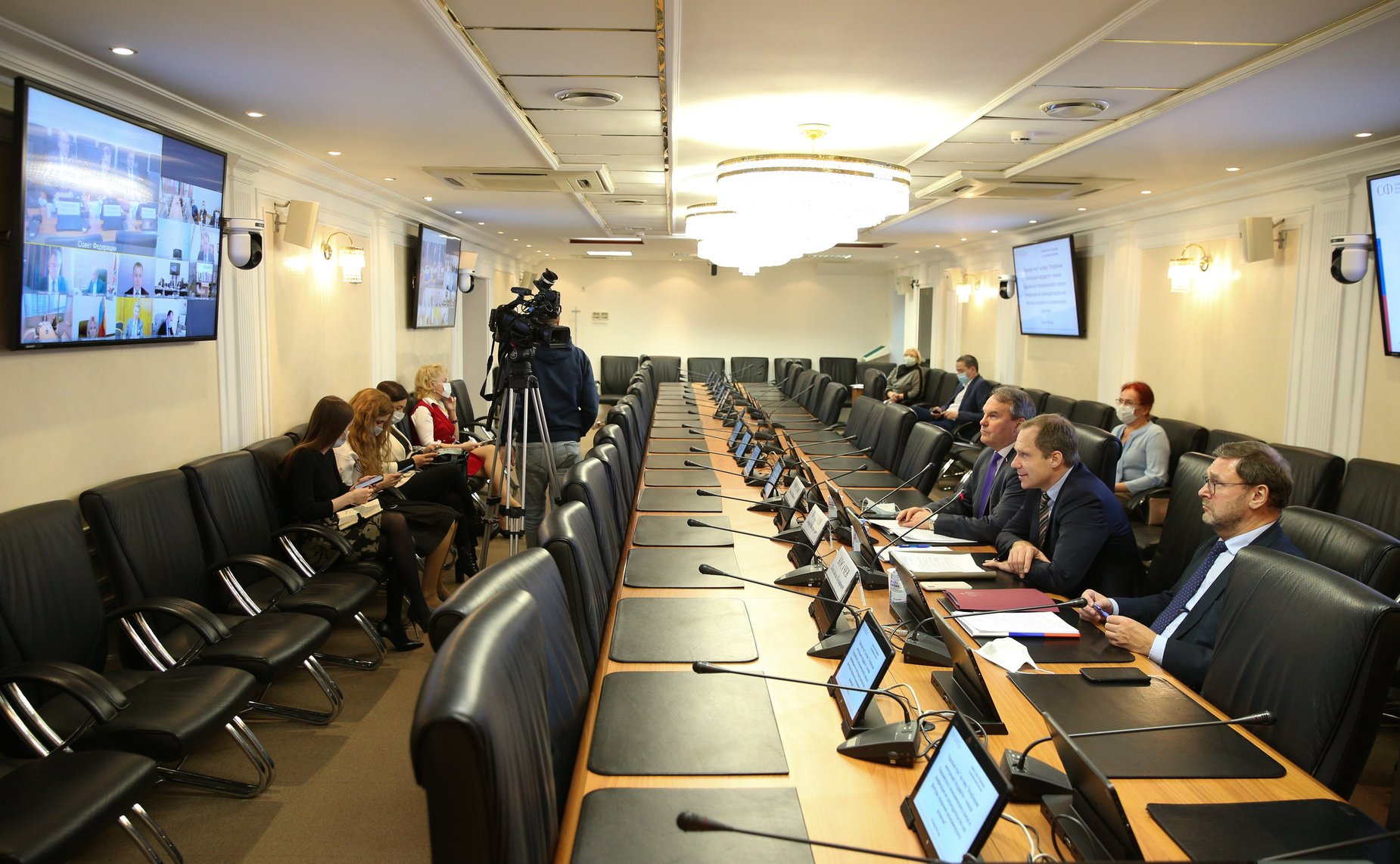 «Круглый стол» на тему «Углубление интеграции государств-членов Евразийского экономического союза и унификация их законодательства как факторы ускорения экономического развития»