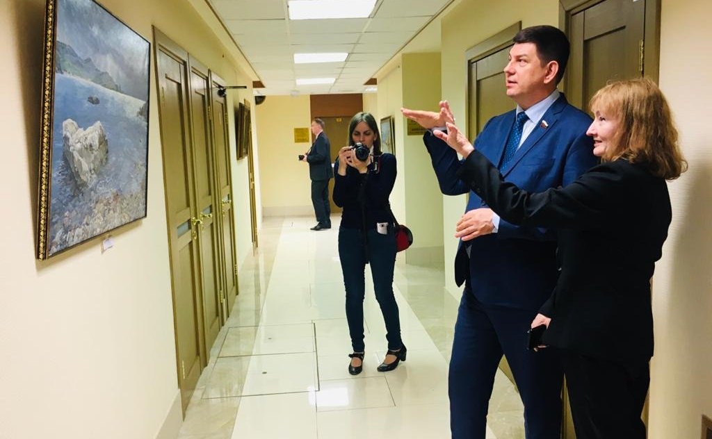 В Совете Федерации открылась выставка живописи Н. Тернаковой