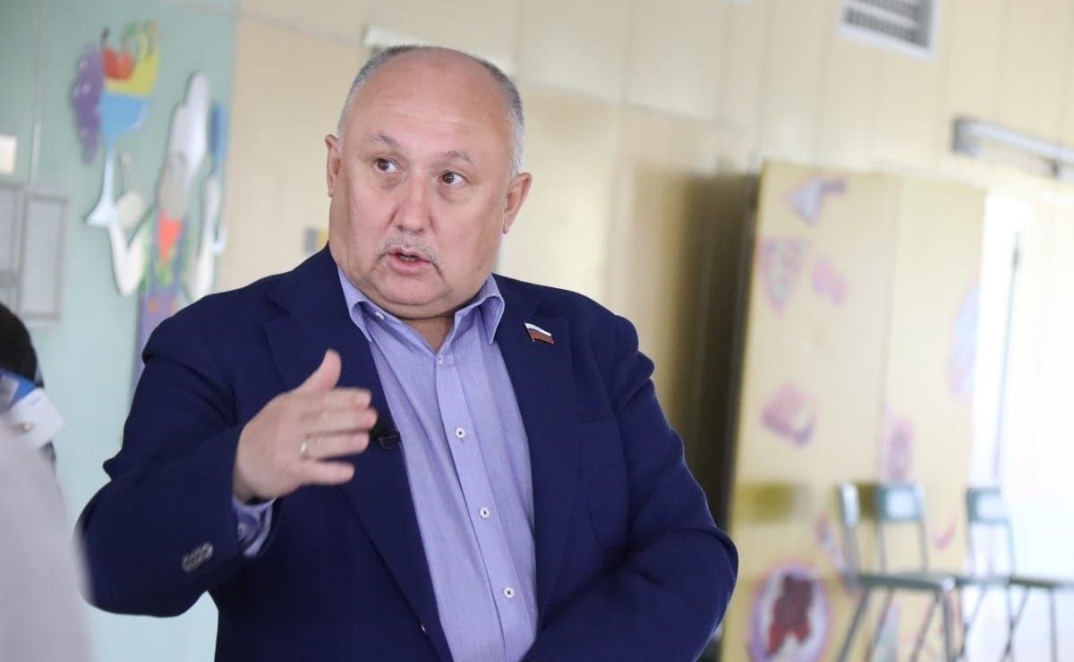 Андрей Базилевский проконтролировал ход подготовки к летней оздоровительной кампании