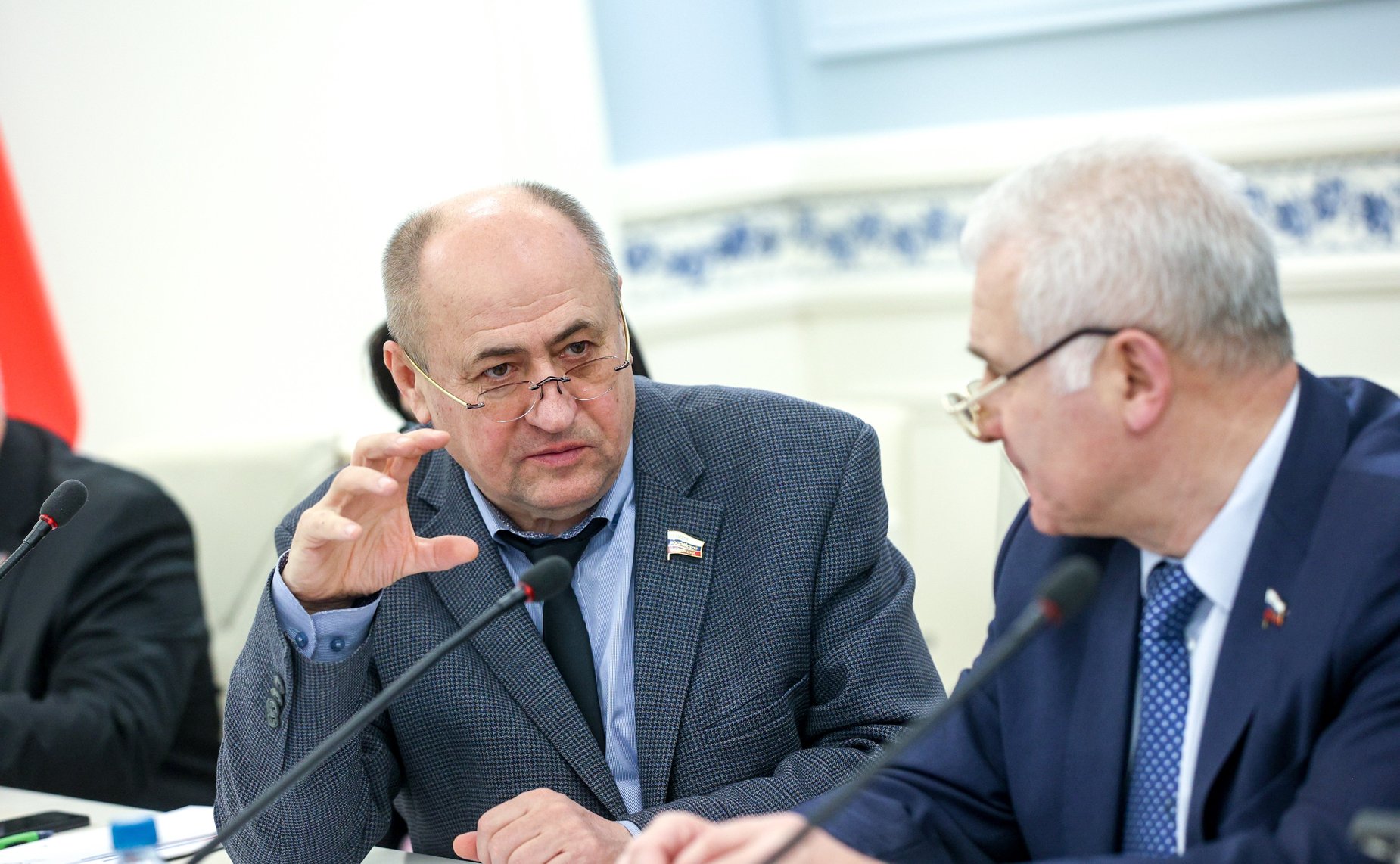 Круглый стол на тему «Вопросы обеспечения безопасности образовательных организаций»