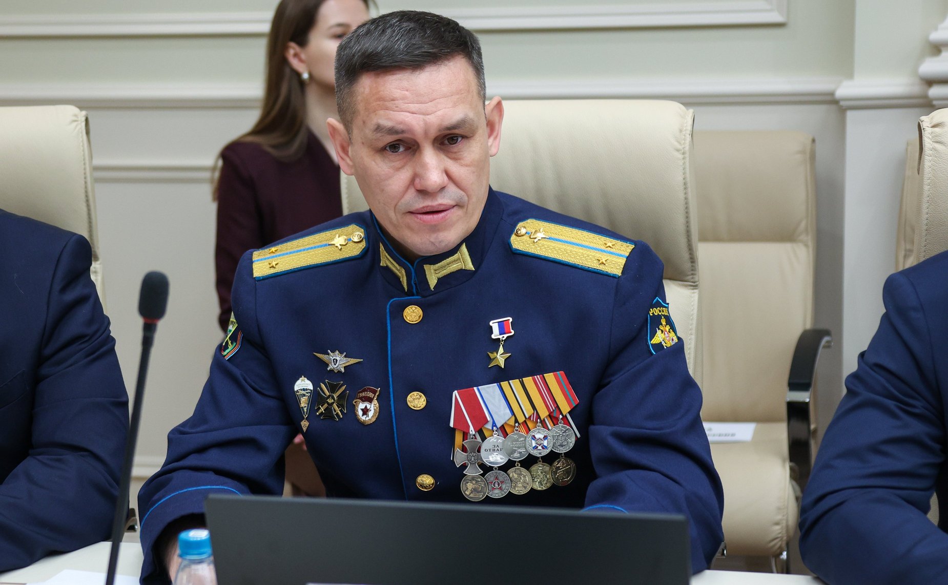 Круглый стол «Церковь, власть и общество: поддержка участников специальной военной операции и их семей» (в рамках XIV Рождественских парламентских встреч)