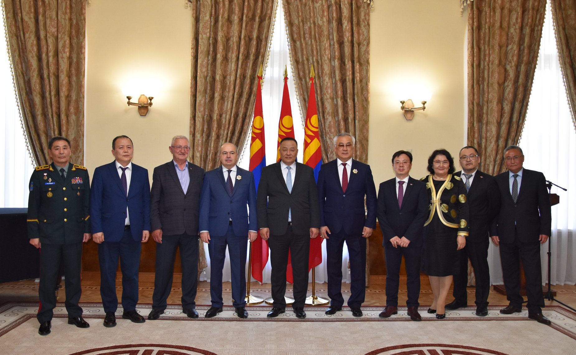 Баир Жамсуева наградили орденом «Полярная звезда»