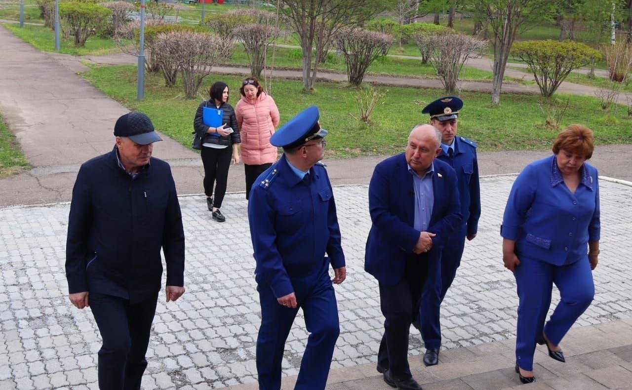 Андрей Базилевский проконтролировал ход подготовки к летней оздоровительной кампании