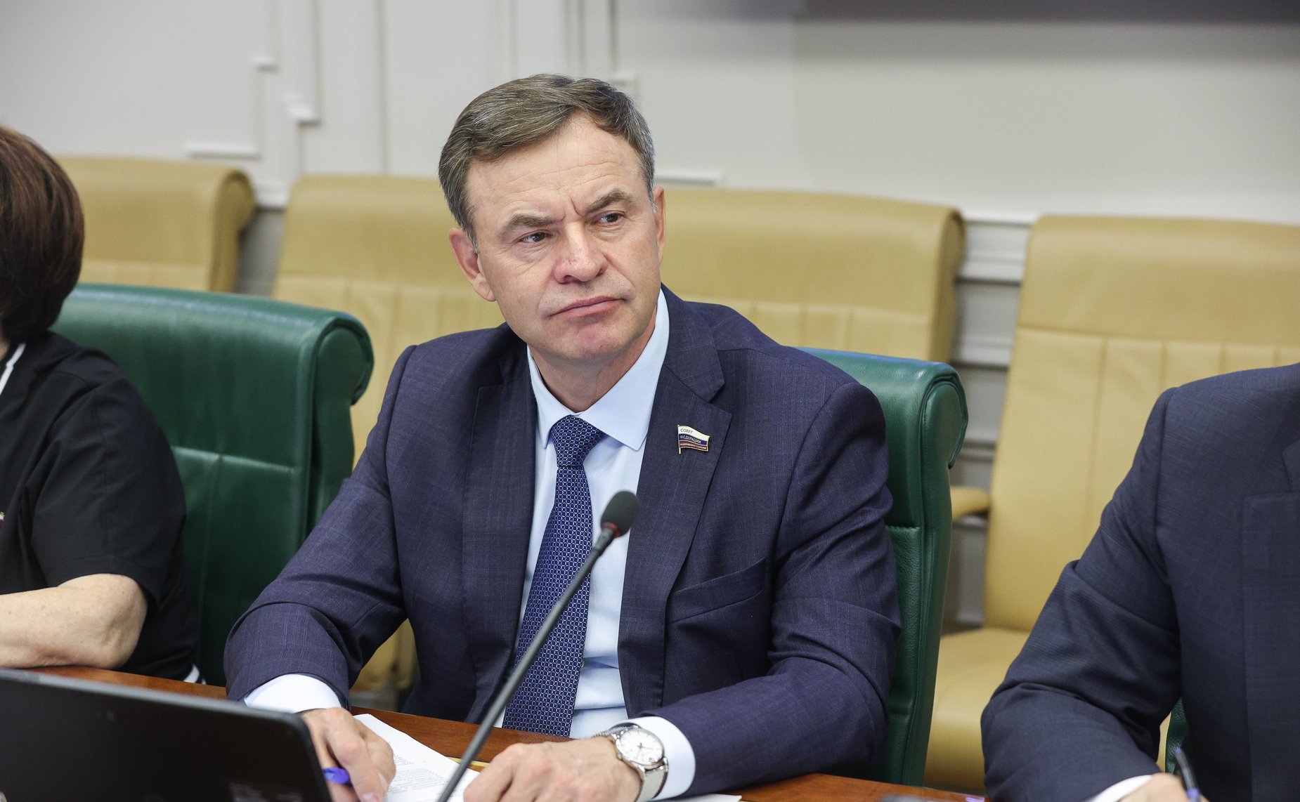 Виктор Новожилов