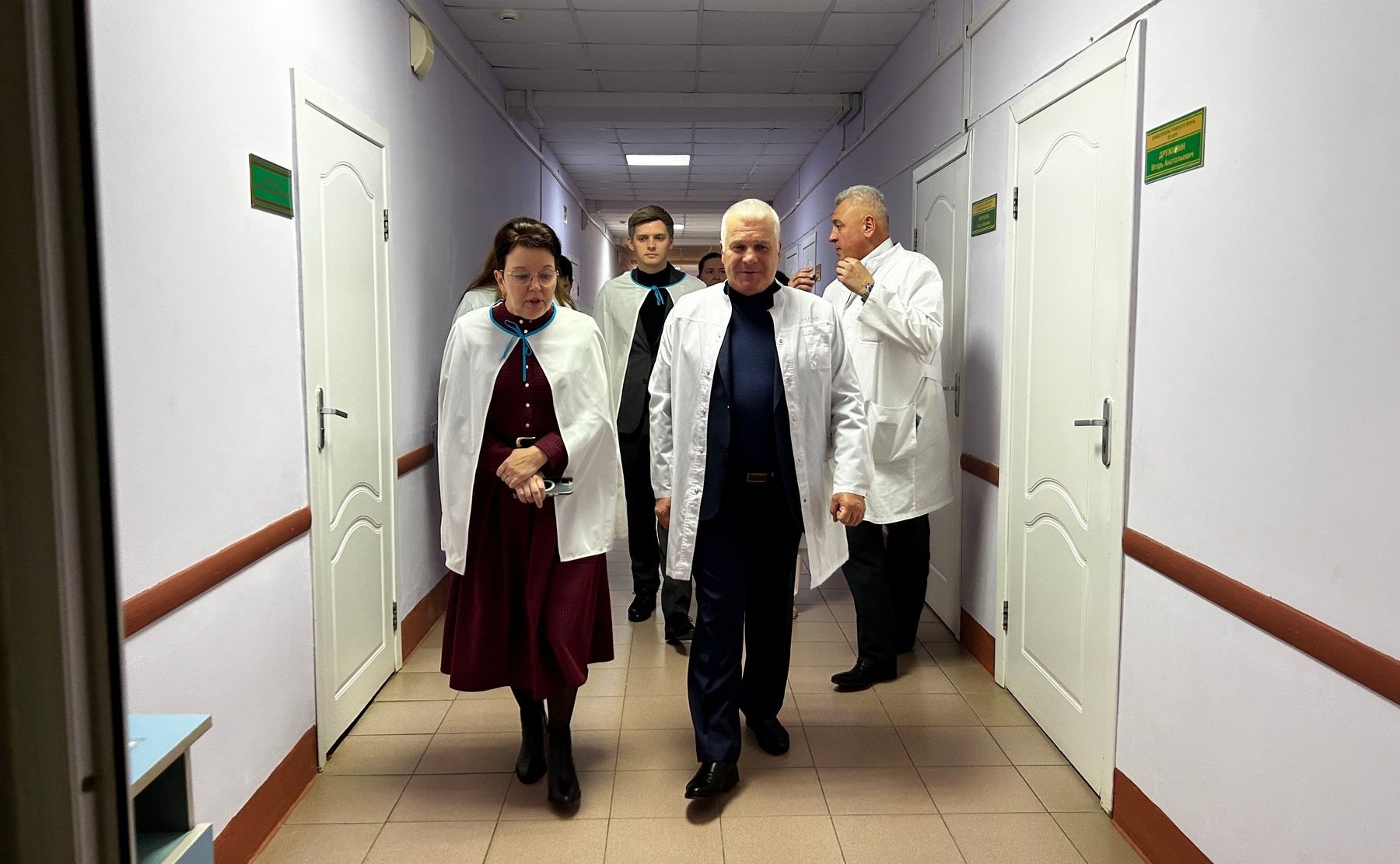 Сергей Мартынов в рамках благотворительной акции «Коробка храбрости» вручил подарки детям