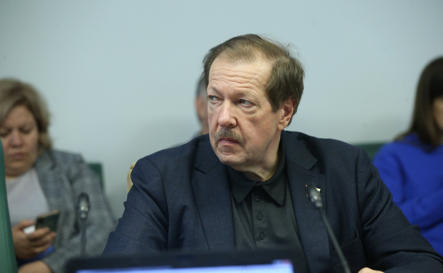 Александр Русаков
