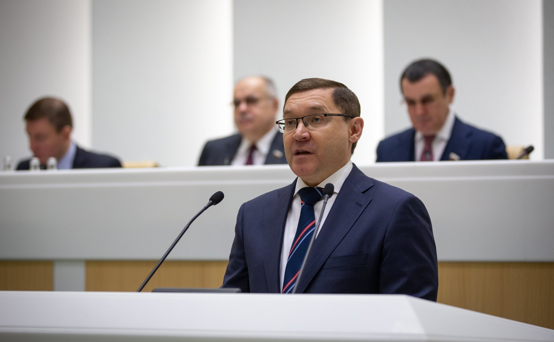 Владимир Якушев