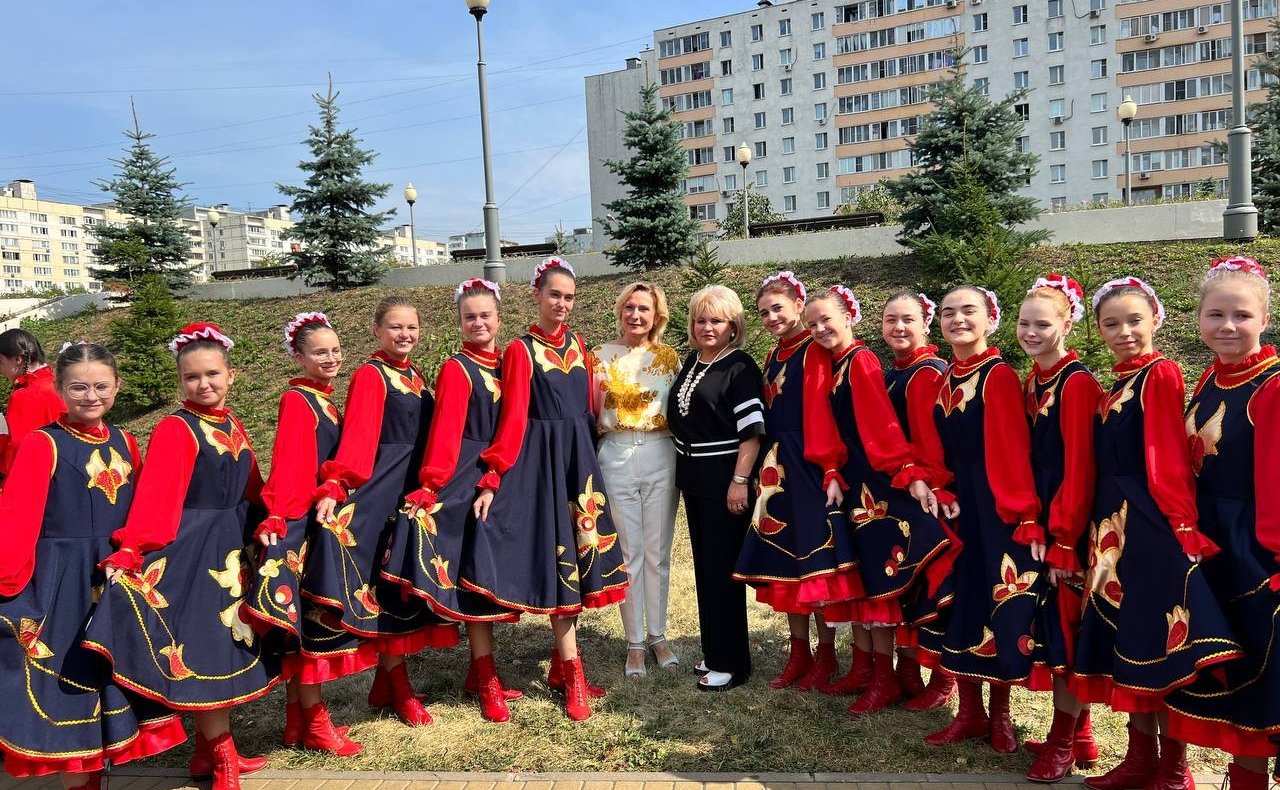 Инна Святенко посетила Фестиваль традиционной народной культуры, прошедший в столичном районе Люблино