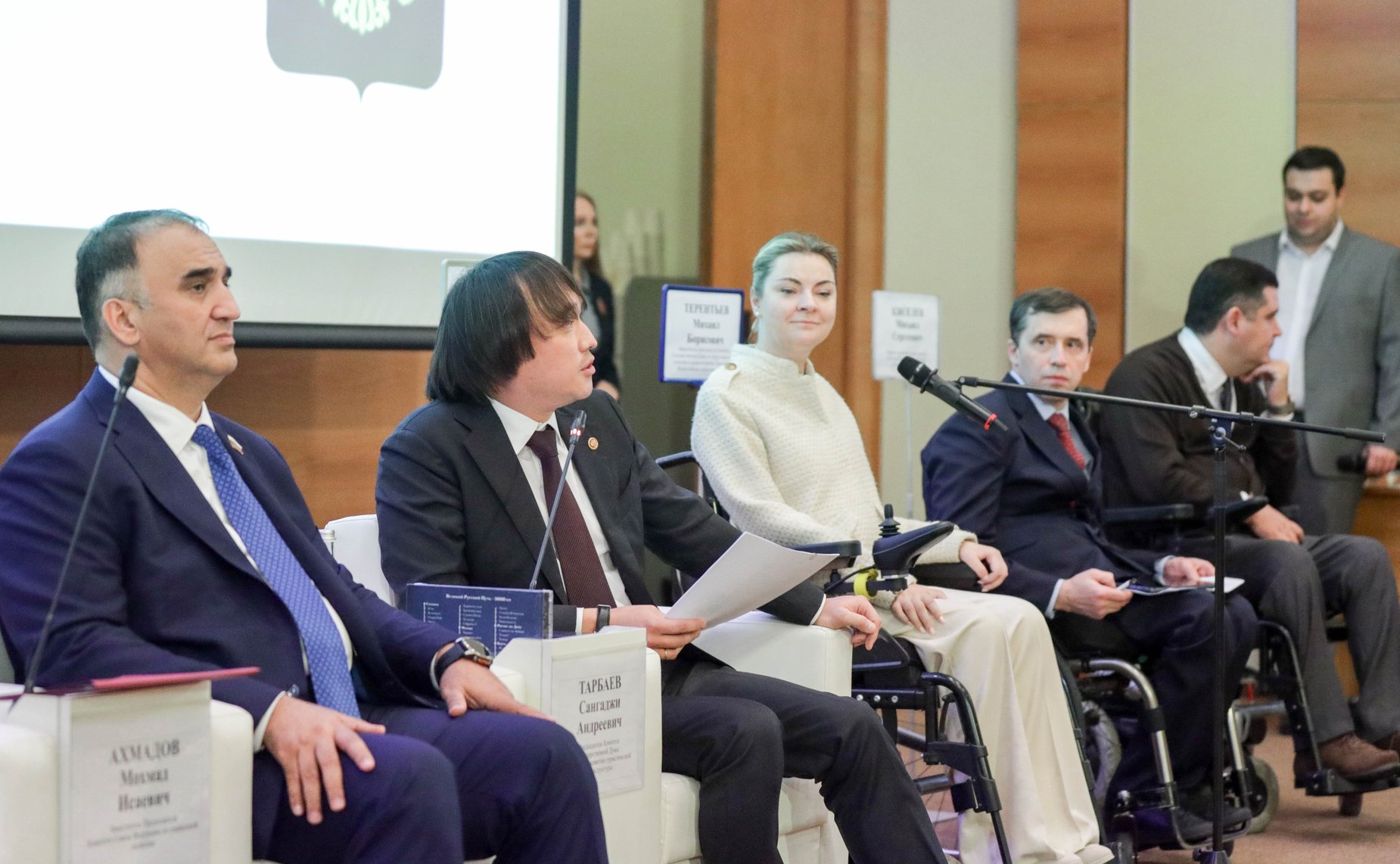 Мохмад Ахмадов принял участие в парламентских слушаниях Комитета Государственной Думы по туризму и развитию туристической инфраструктуры