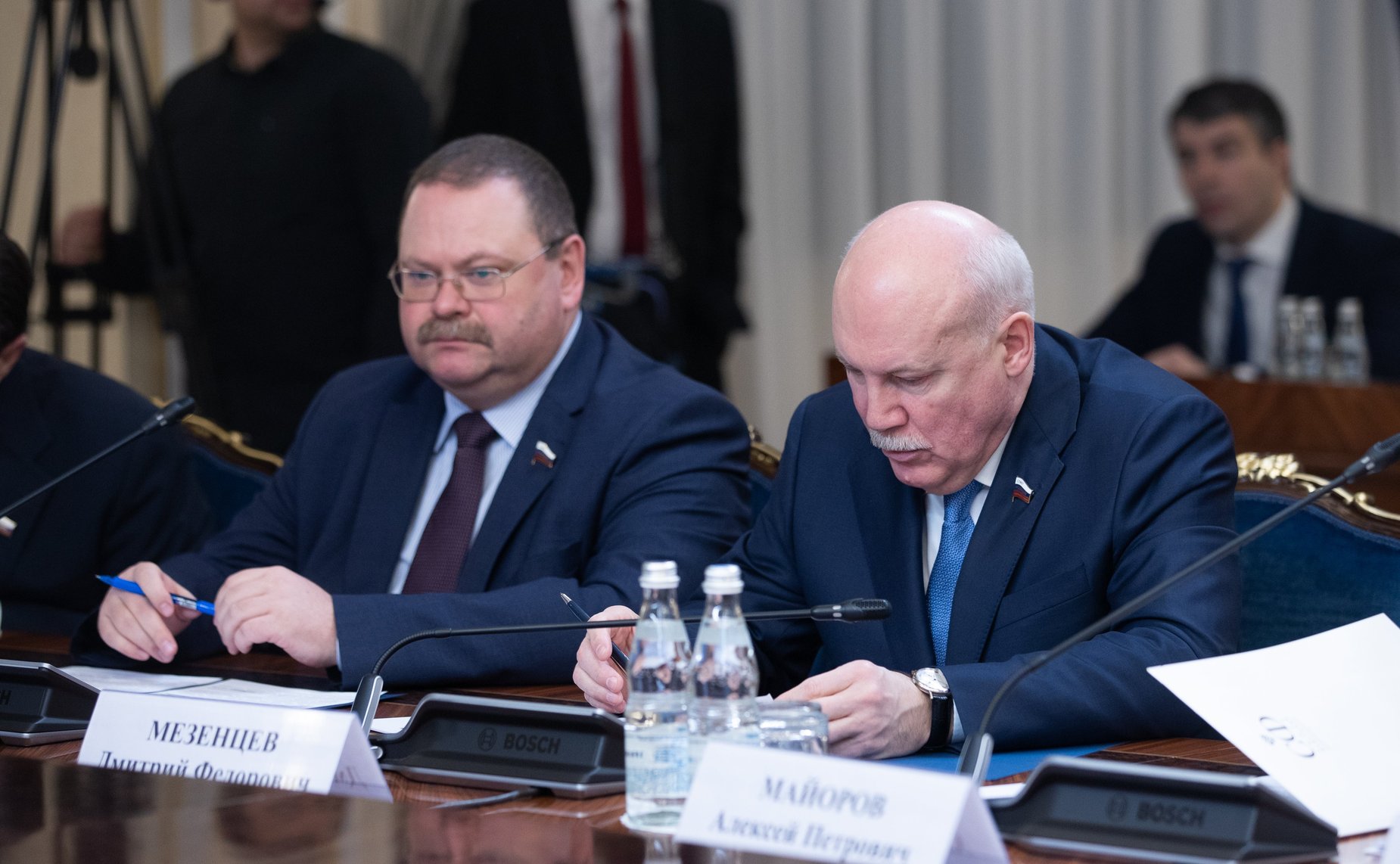 Олег Мельниченко и Дмитрий Мезенцев