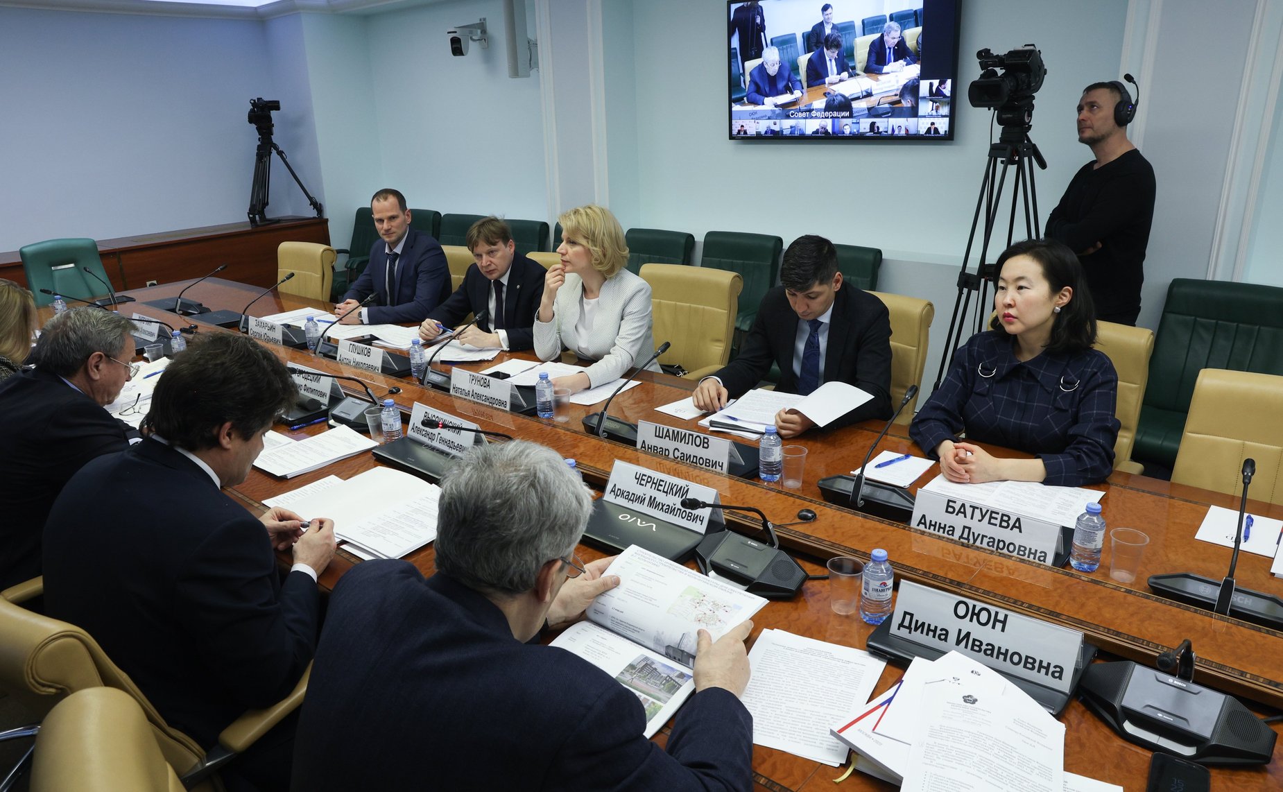 Круглый стол Комитета СФ по федеративному устройству, региональной политике, МСУ и делам Севера