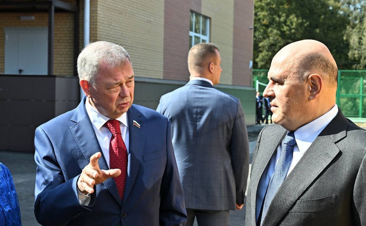 В селе Лопатино Тарусского района состоялось открытие новой средней общеобразовательной школы