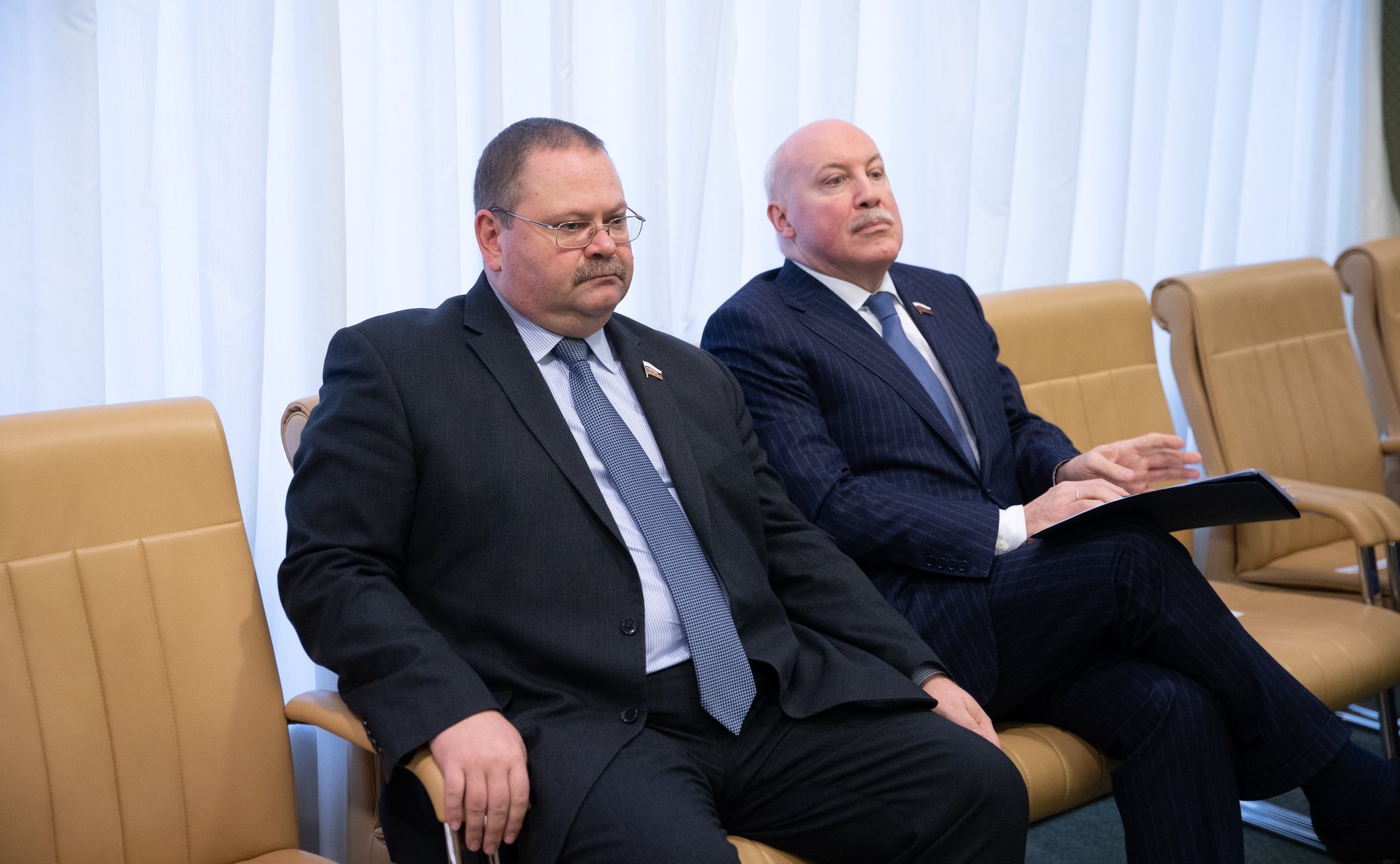 Олег Мельниченко и Дмитрий Мезенцев