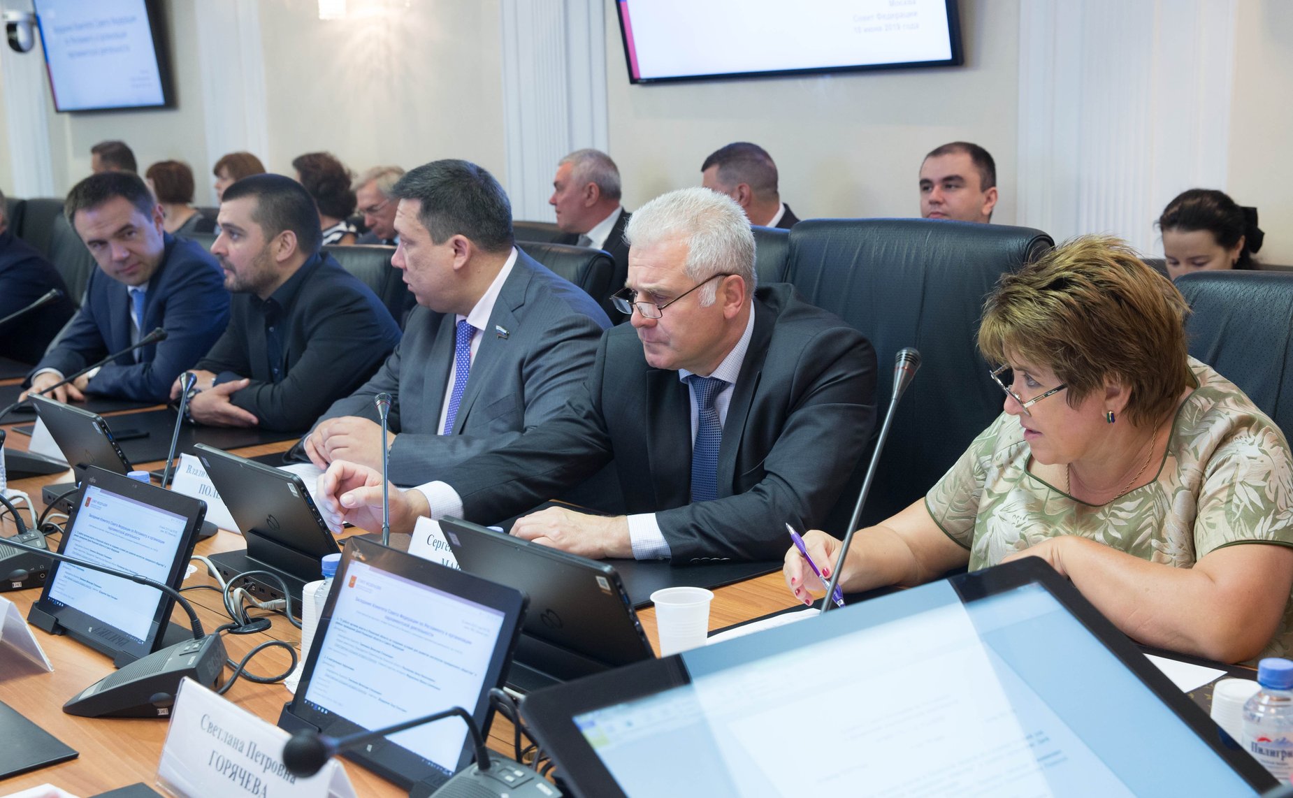 Заседание Комитета Совета Федерации по Регламенту и организации парламентской деятельности