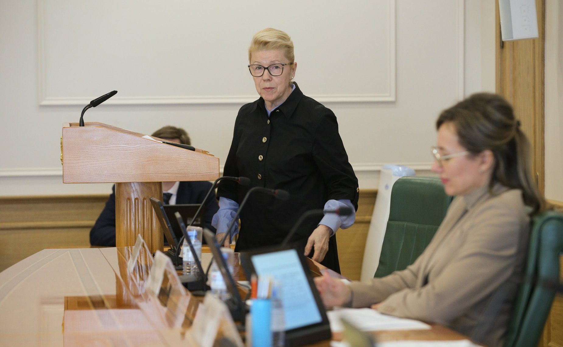 Парламентские слушания Комитета СФ по конституционному законодательству и государственному строительству