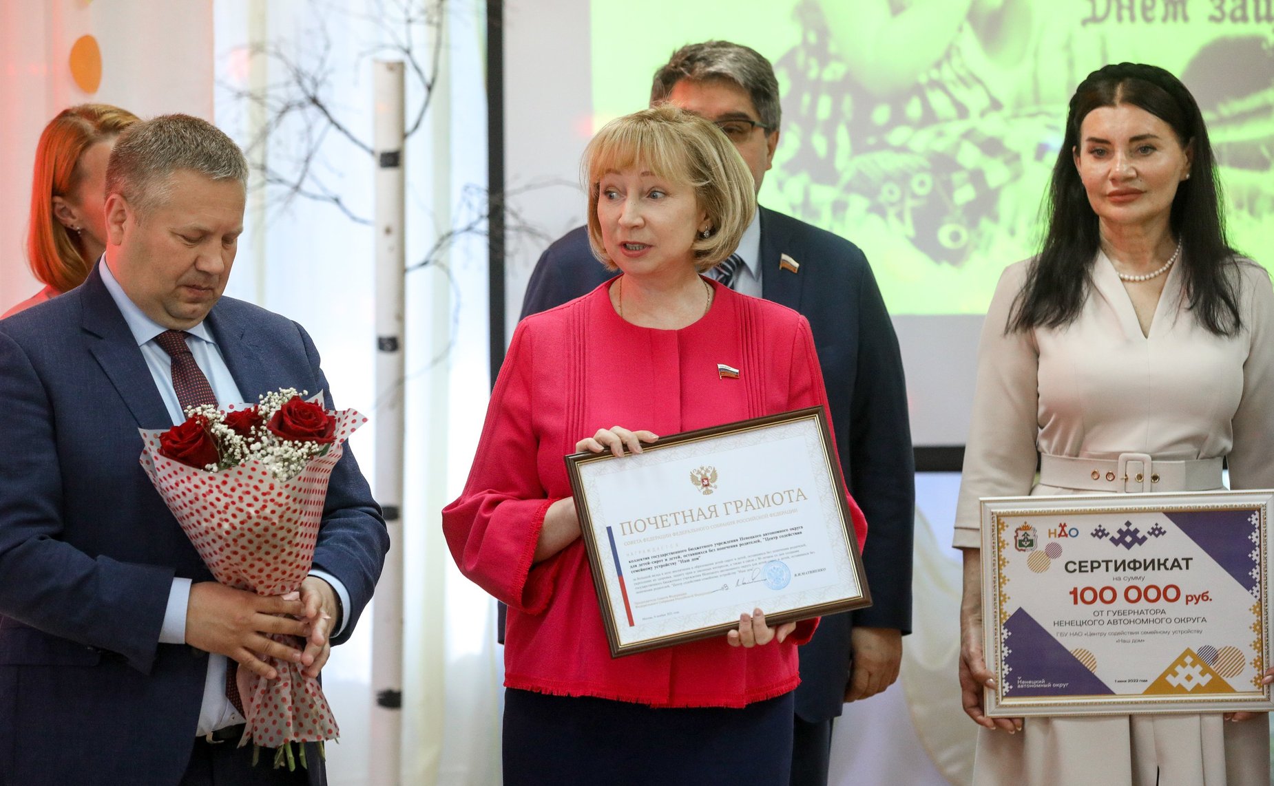 Сенаторы посетили в Нарьян-Маре учреждение для детей-сирот и детей, оставшихся без попечения родителей