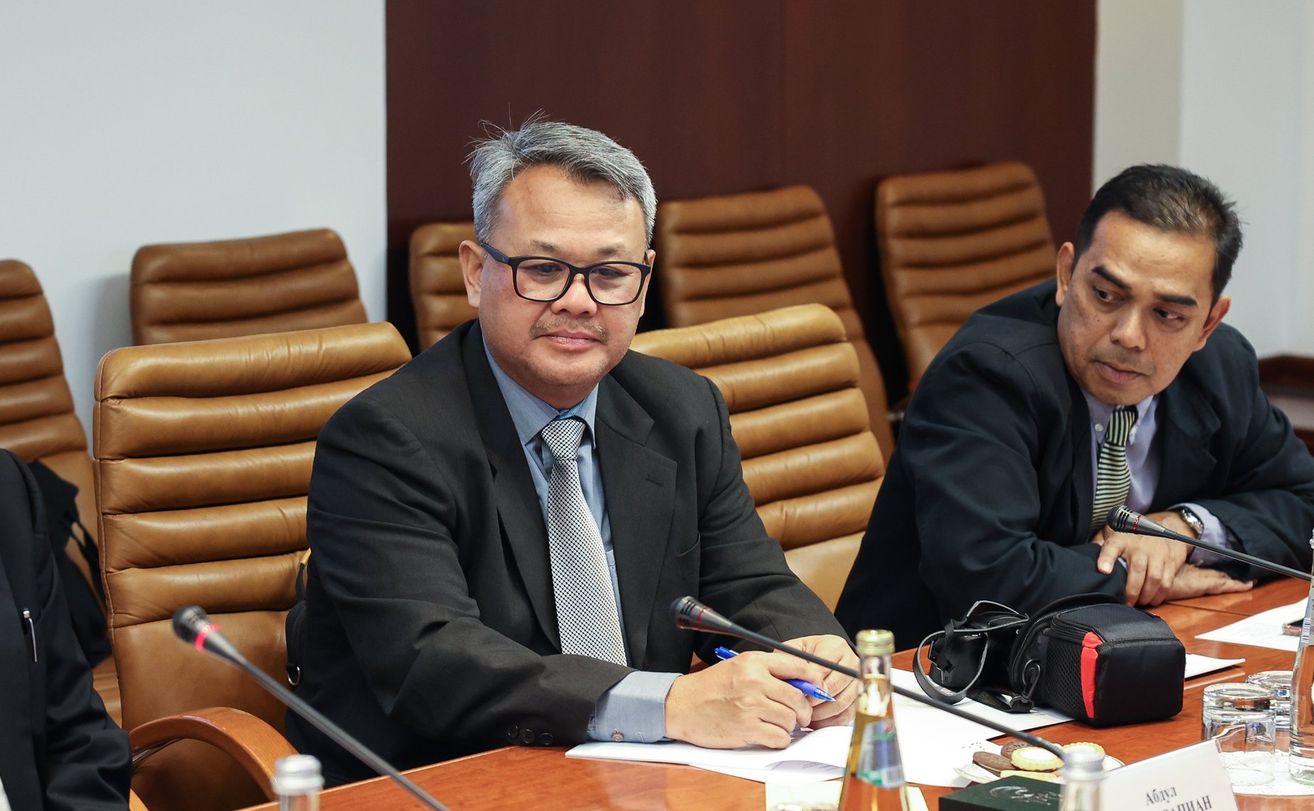 Встреча заместителя председателя Комитета СФ по международным делам Фарита Мухаметшина с делегацией Международного исламского университета Малайзии