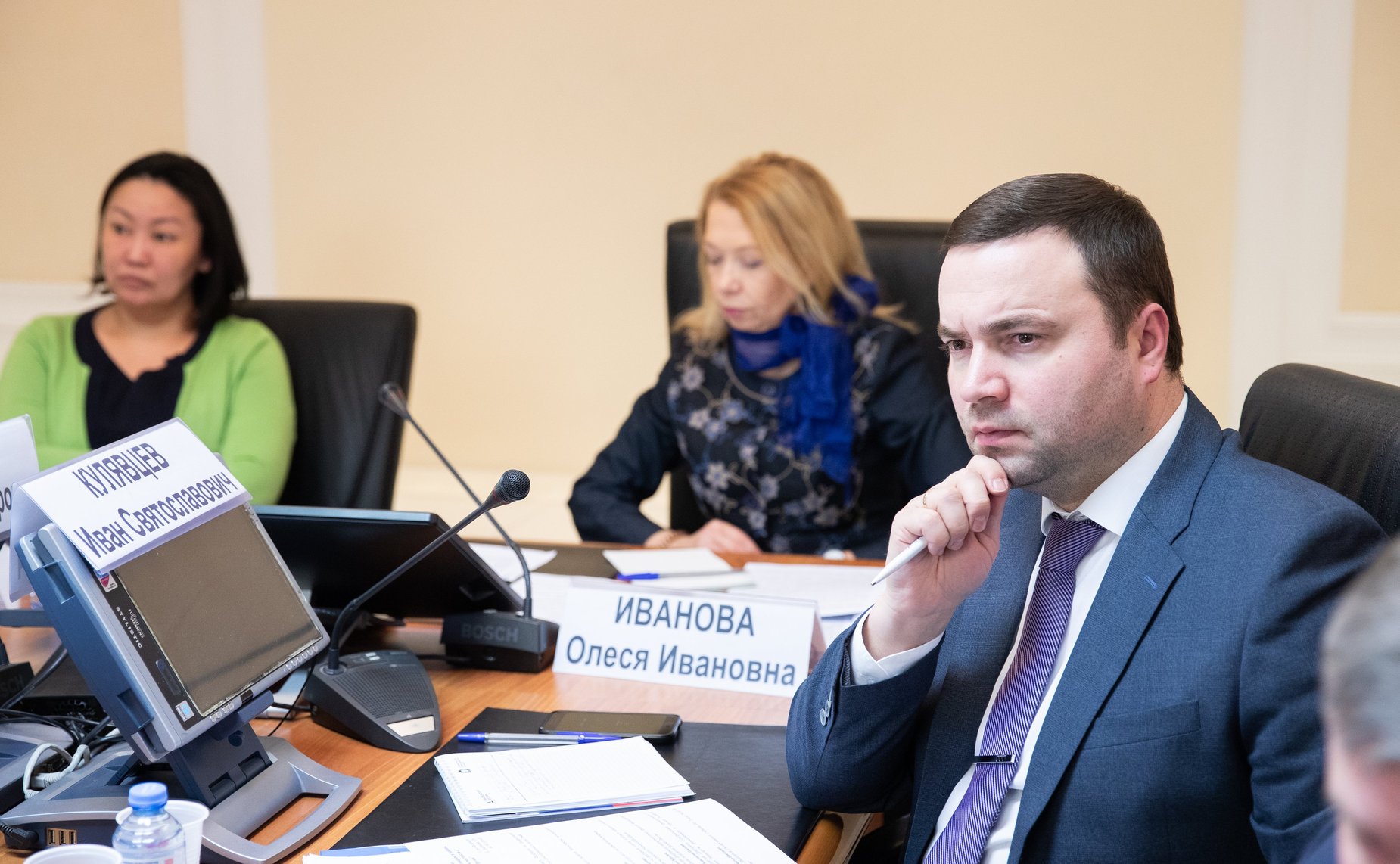 Парламентские слушания на тему «Вопросы обеспечения поставок продукции (товаров) в районы Крайнего Севера и приравненные к ним местности с ограниченным сроком завоза грузов»