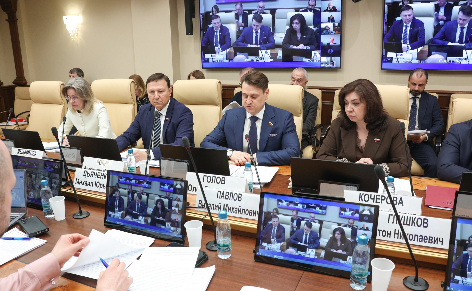 Круглый стол «Планирование развития социальной инфраструктуры на основе принципа нормативной обеспеченности социальной инфраструктурой в опорных населенных пунктах»